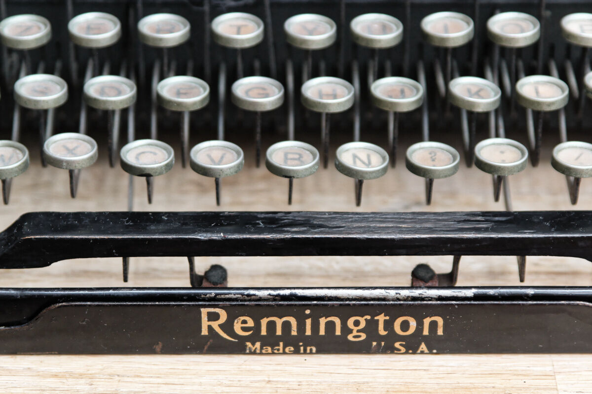 Remington typewriter 3, 30s