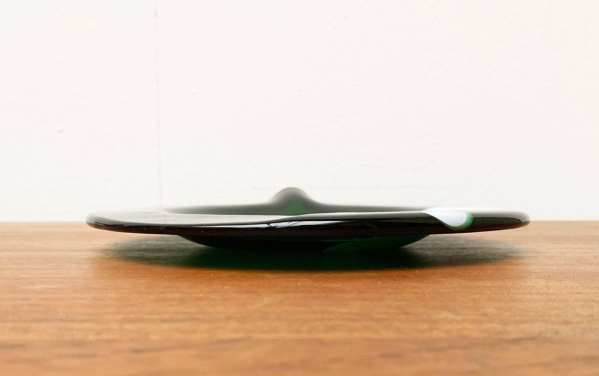 Artistic vintage German glass bowl plate by Hans Jürgen Richartz for Mathildenhütte, Solingen.