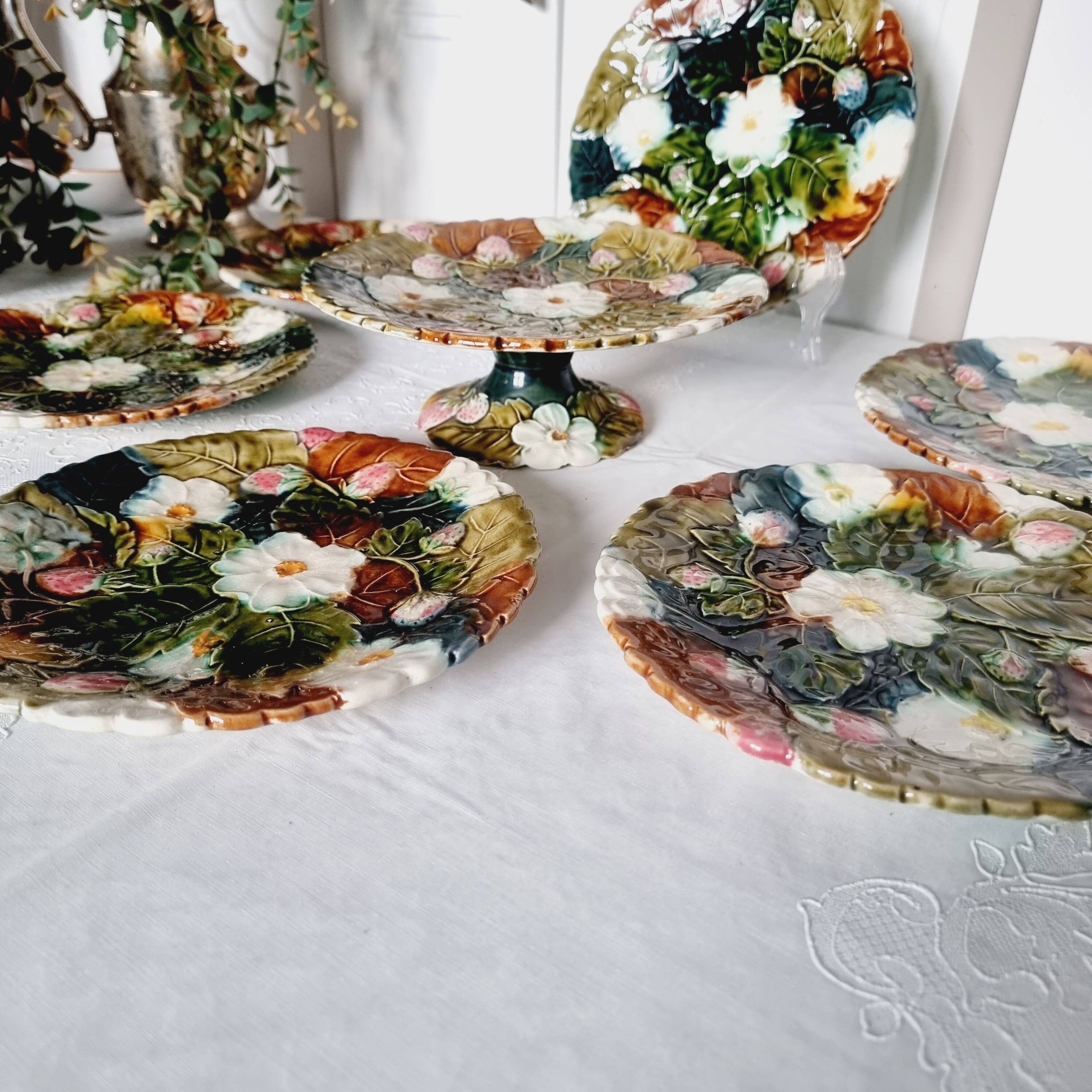 Set of 6 french onnaing barbonite ceramic plates and cake plate