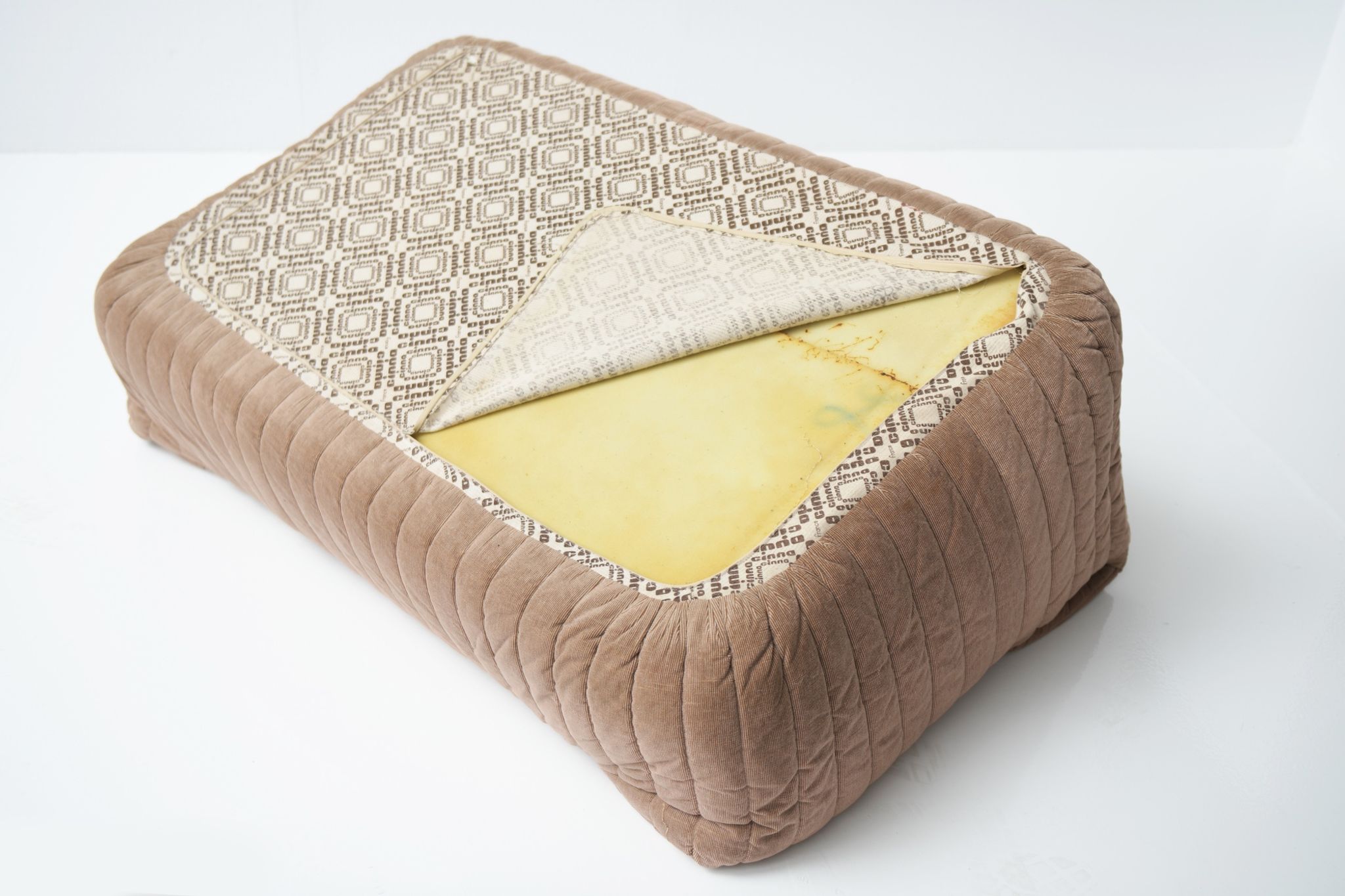 Sandra sofa by Annie Hieronimus for Cinna France