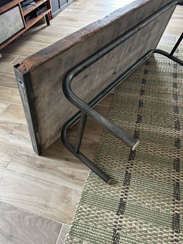 Table basse rustique industrielle