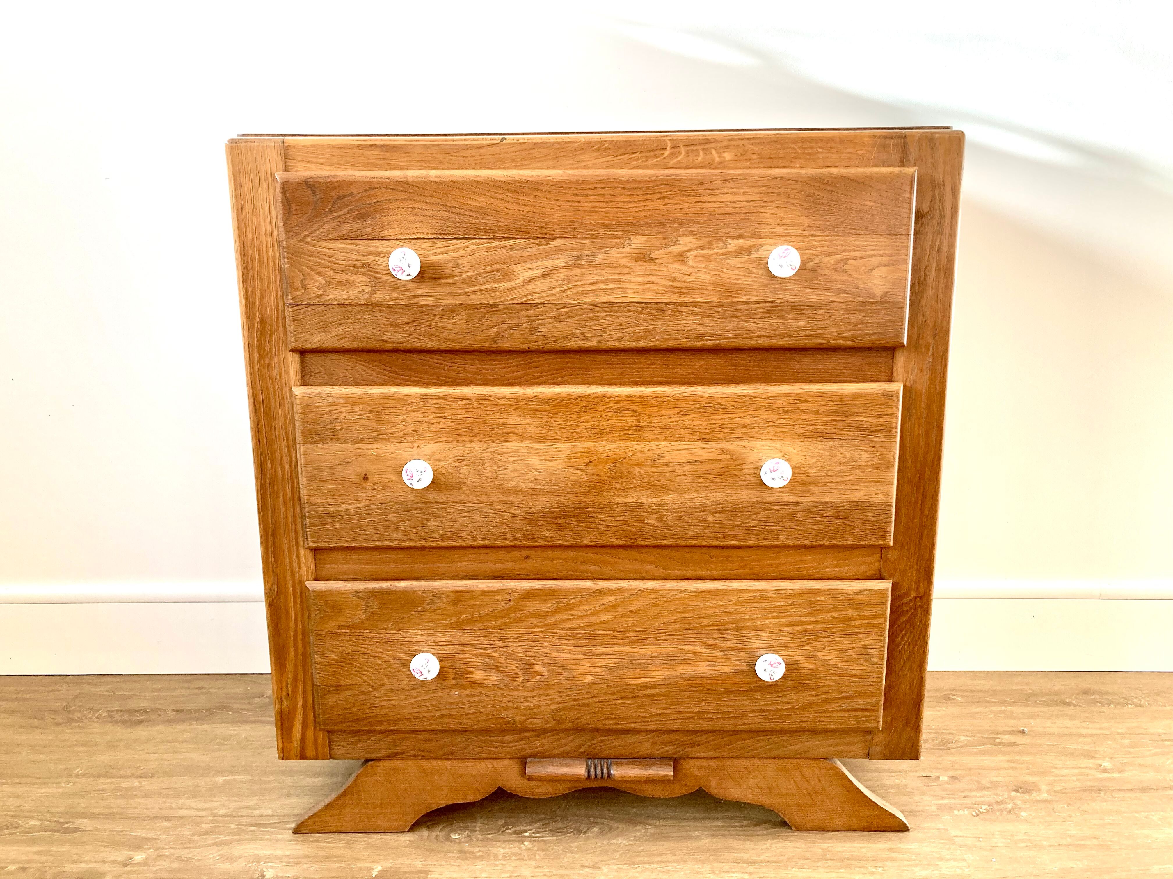 Art Deco style chest of drawers