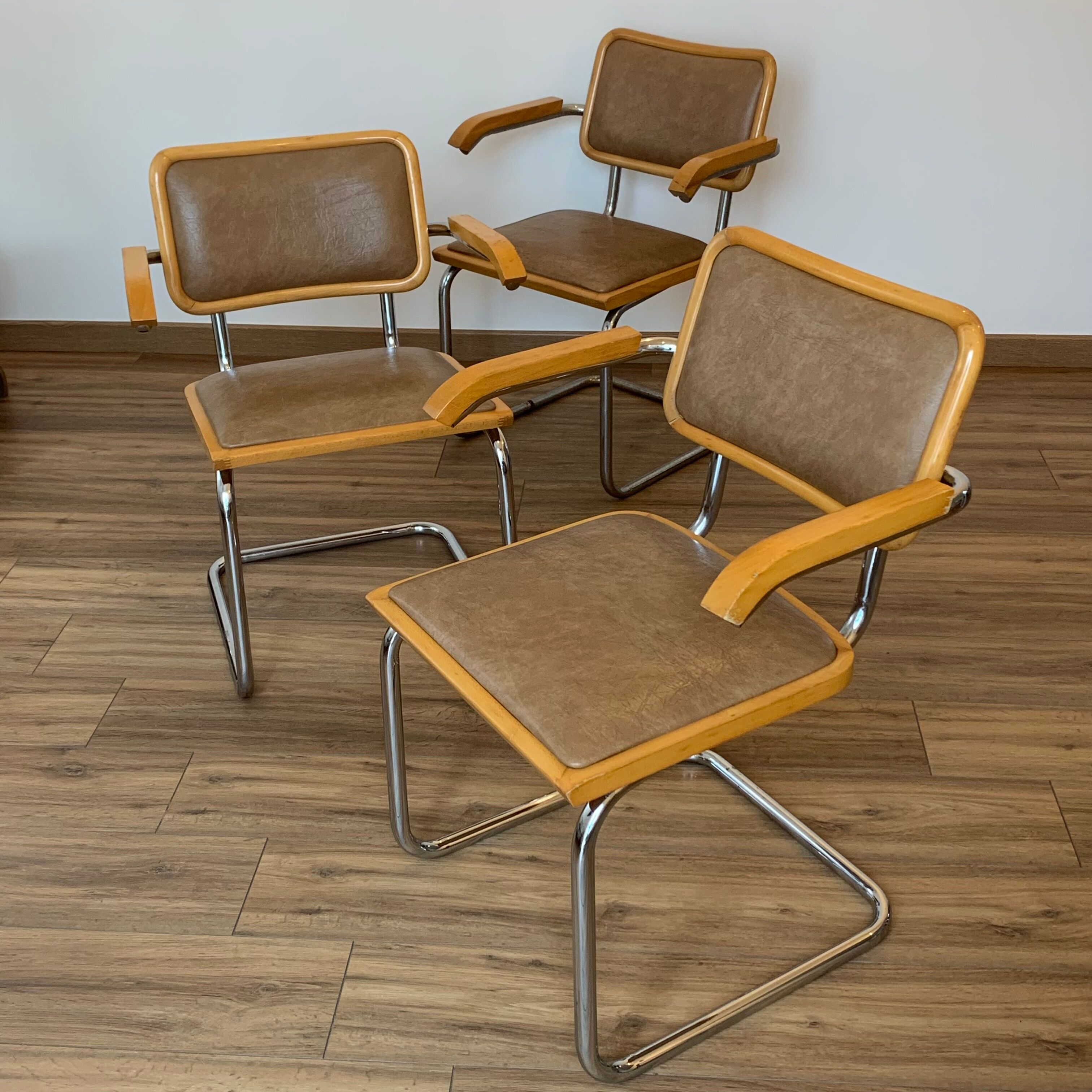 Fauteuil de Marcel Breuer, modèle B64