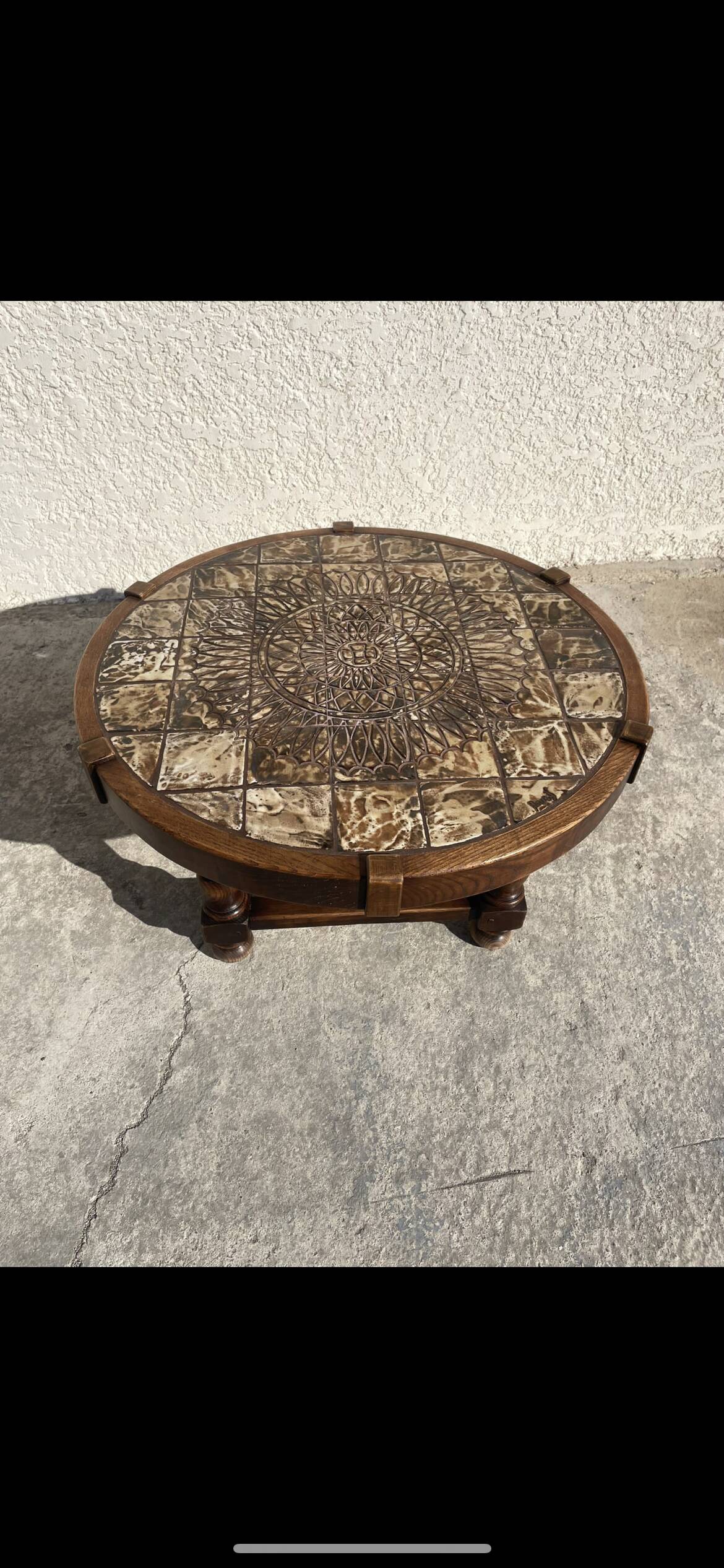 Coffee table signed Barrois