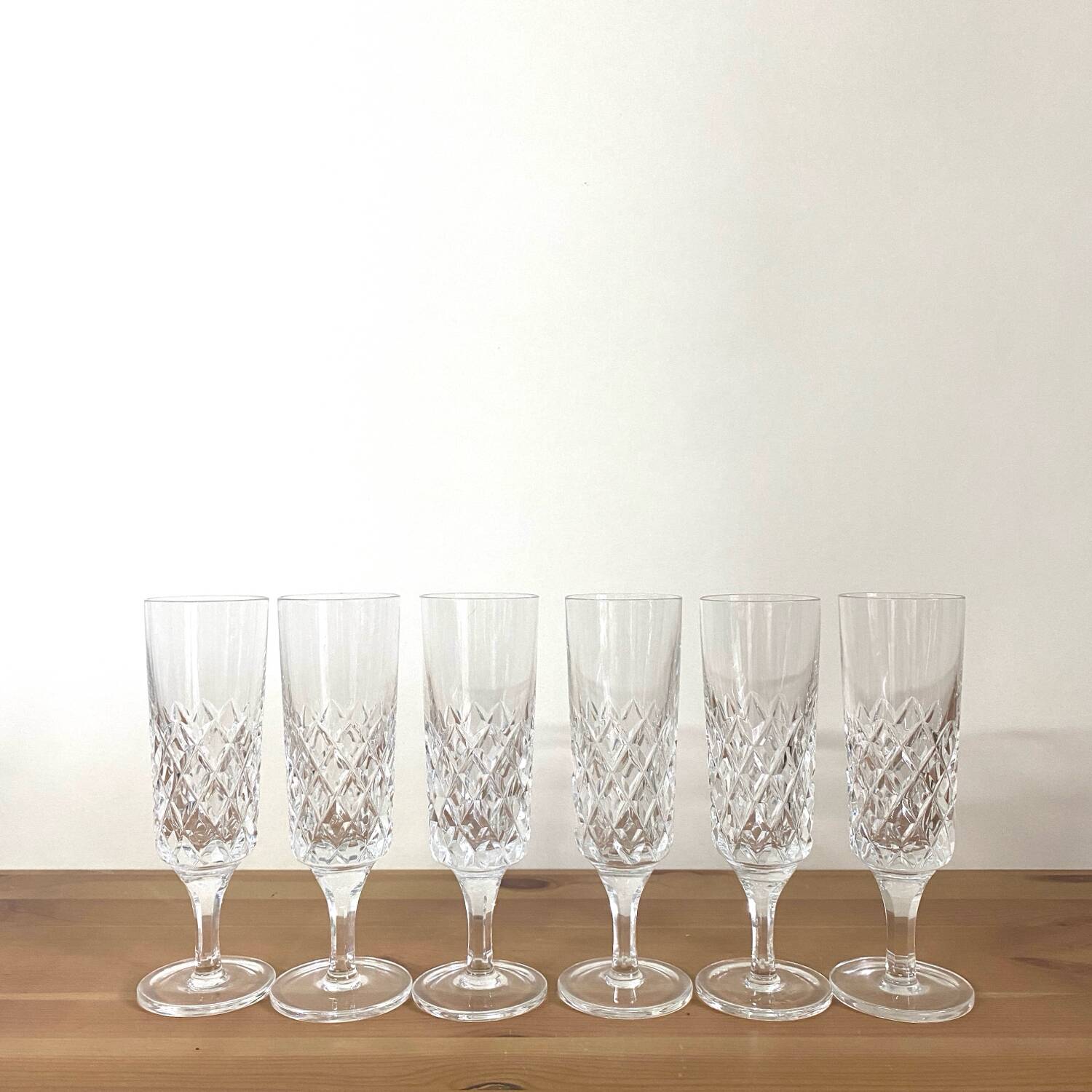 Champagne flutes - vintage - diamond