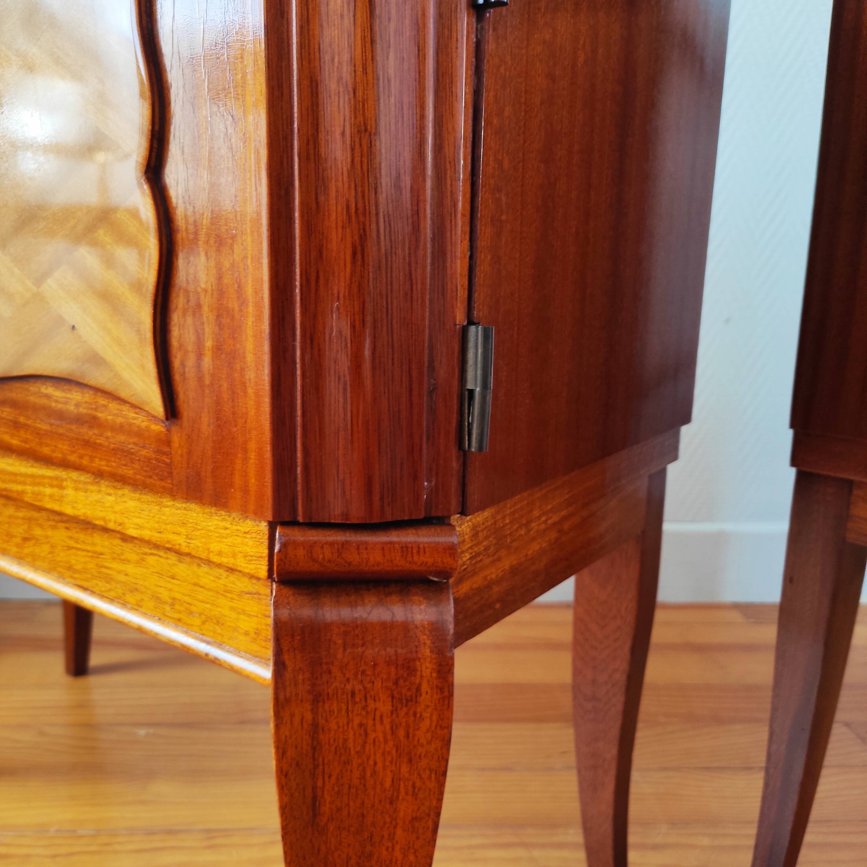 Pair of Art Deco bedside tables, mirrored top.