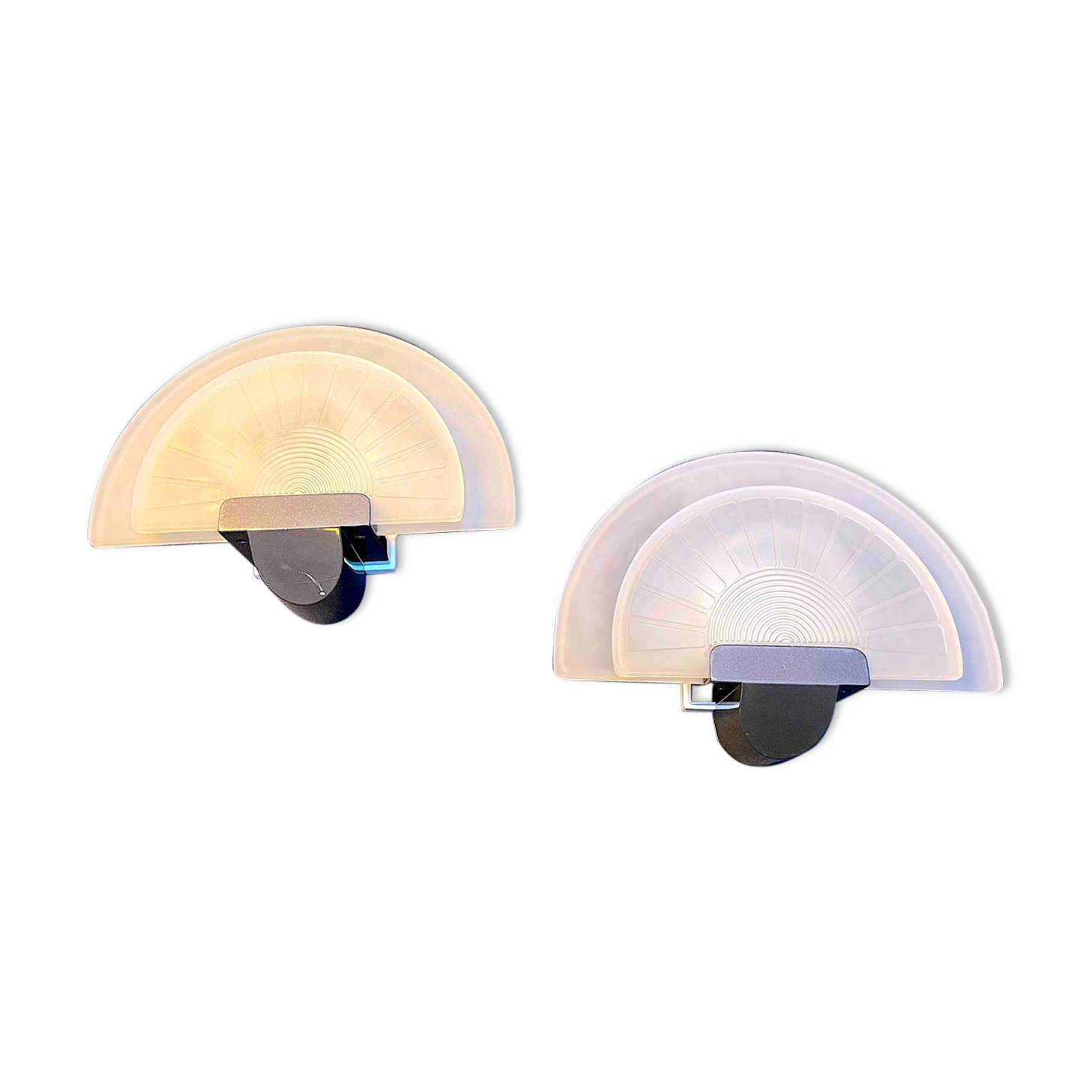 Pair of "Diva" wall lamps, by Ezio Didone for Arteluce, 1980s