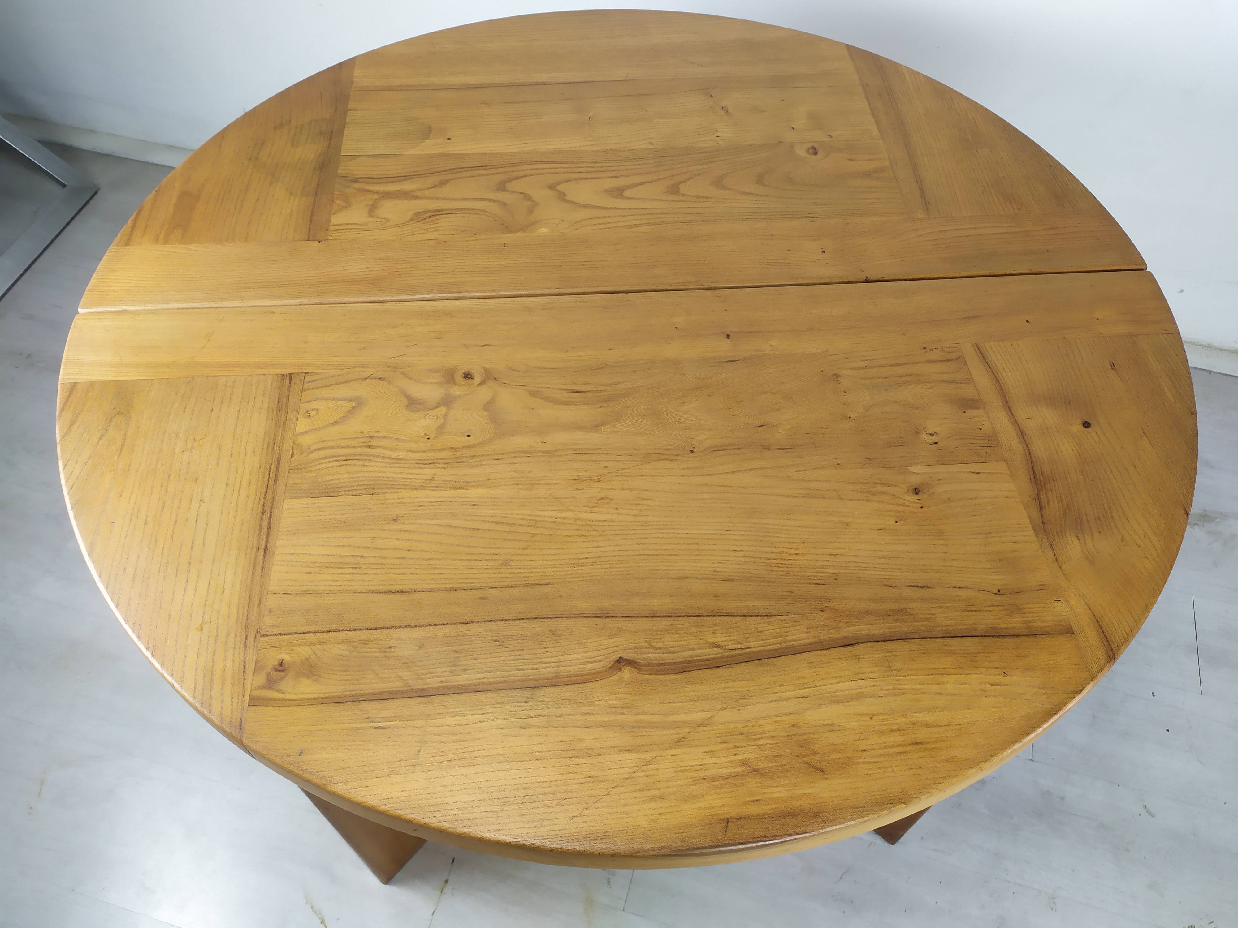 Renewed elm round table