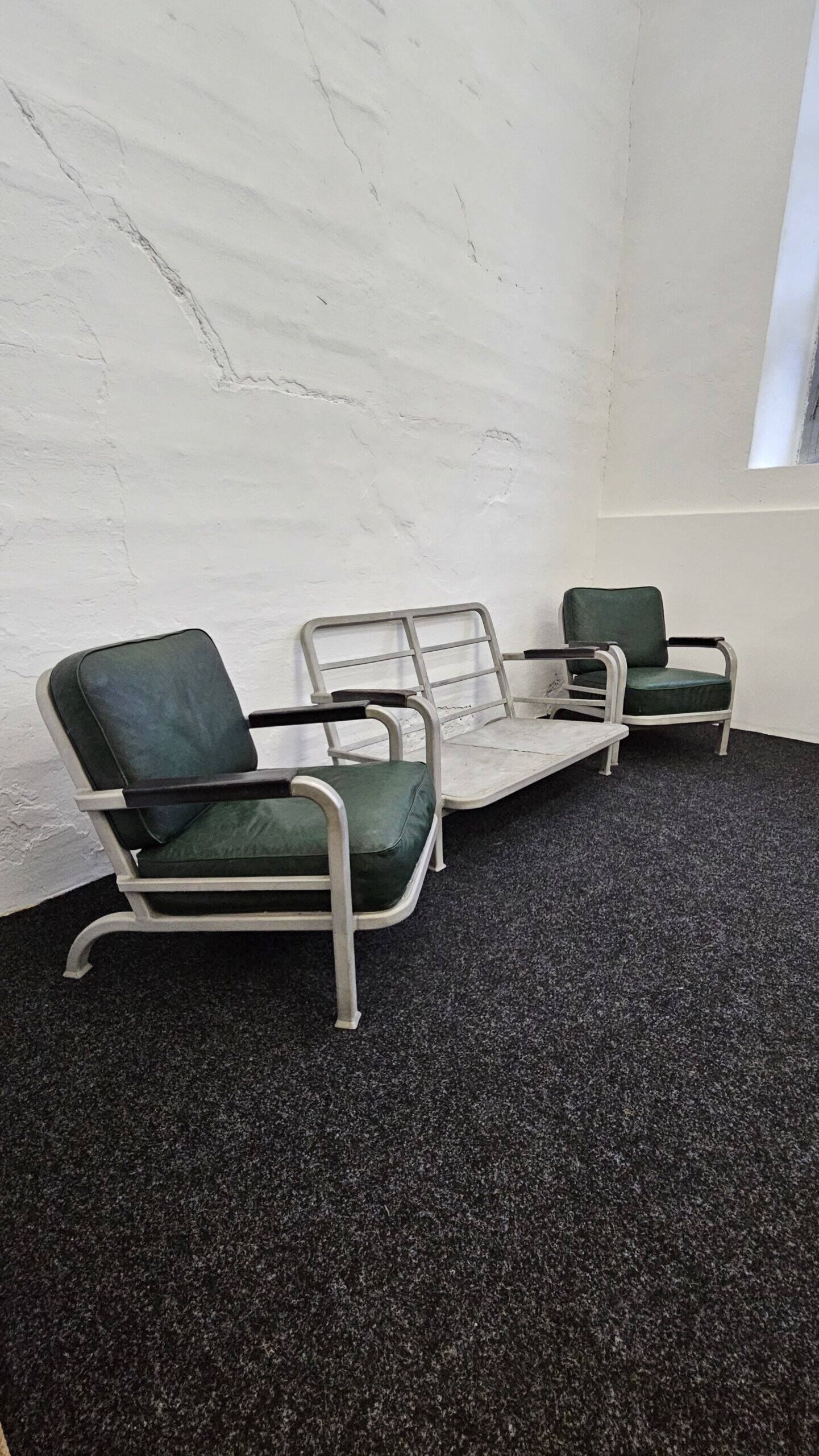 Mid century US Army Aluminium  Sofa and Armchairs by Hans H. Hunnebeck,1953