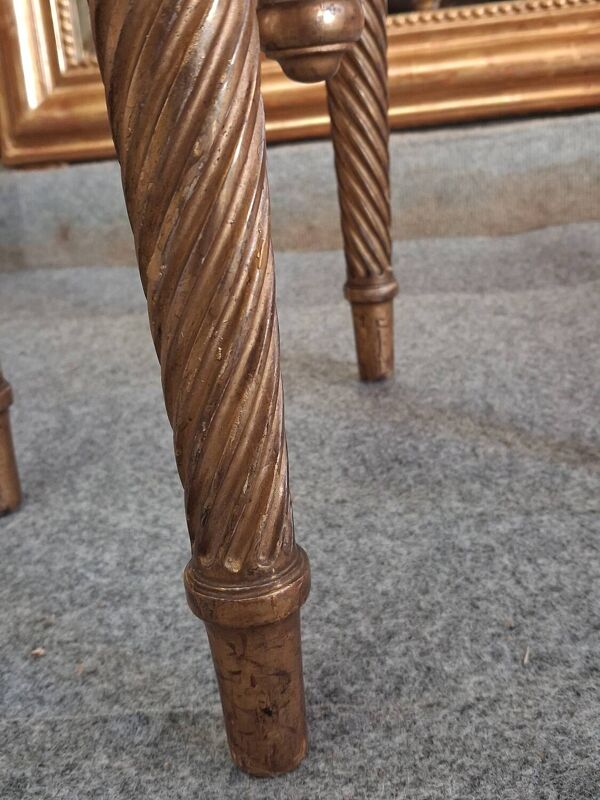 Tabouret de piano en bois doré