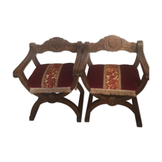 DEux old armchairs