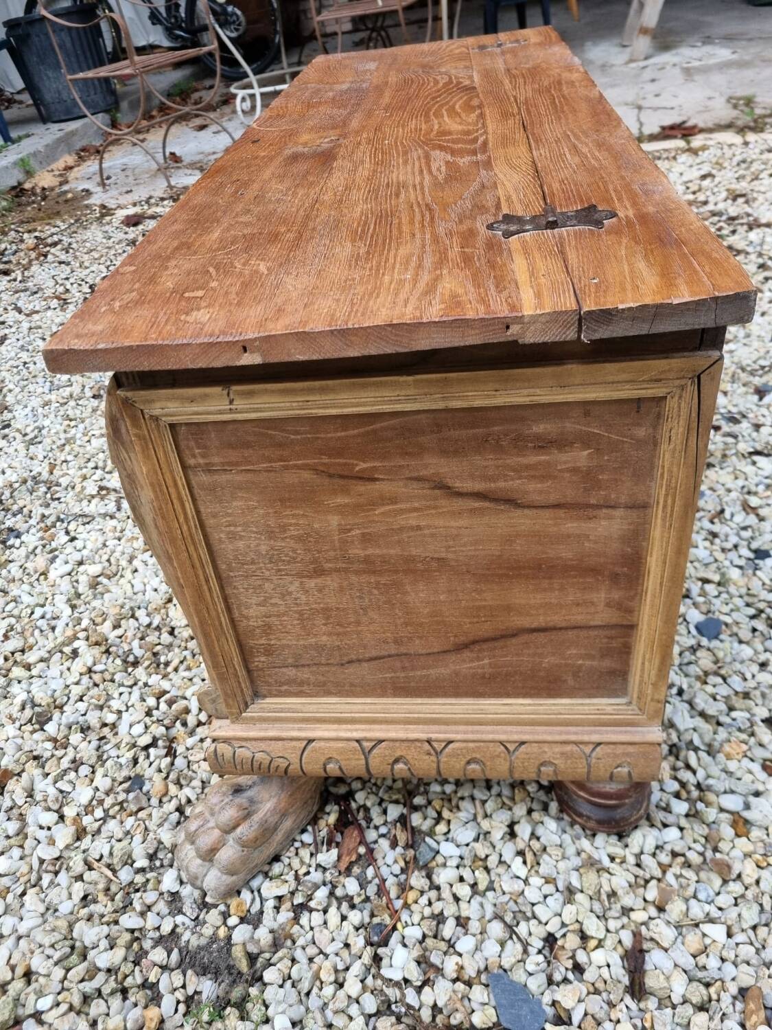 Wooden chest with lion paws