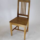 Solid beech chair with Scandinavian bistro wood seat