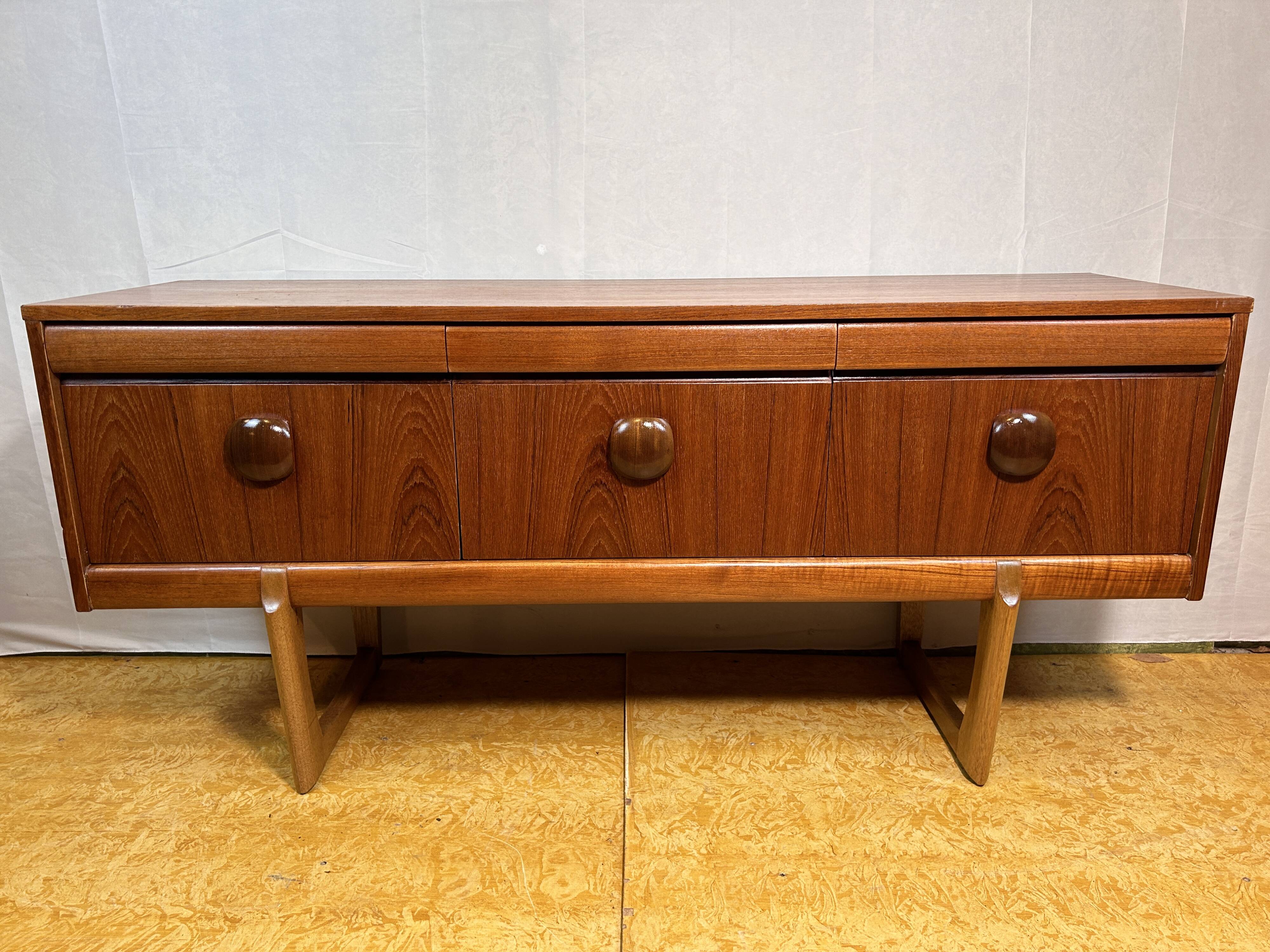 Mid Century retro vintage teak sideboard by Elliots of Newbury 1960