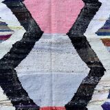 Colorful Moroccan rug - 125 x 214 cm