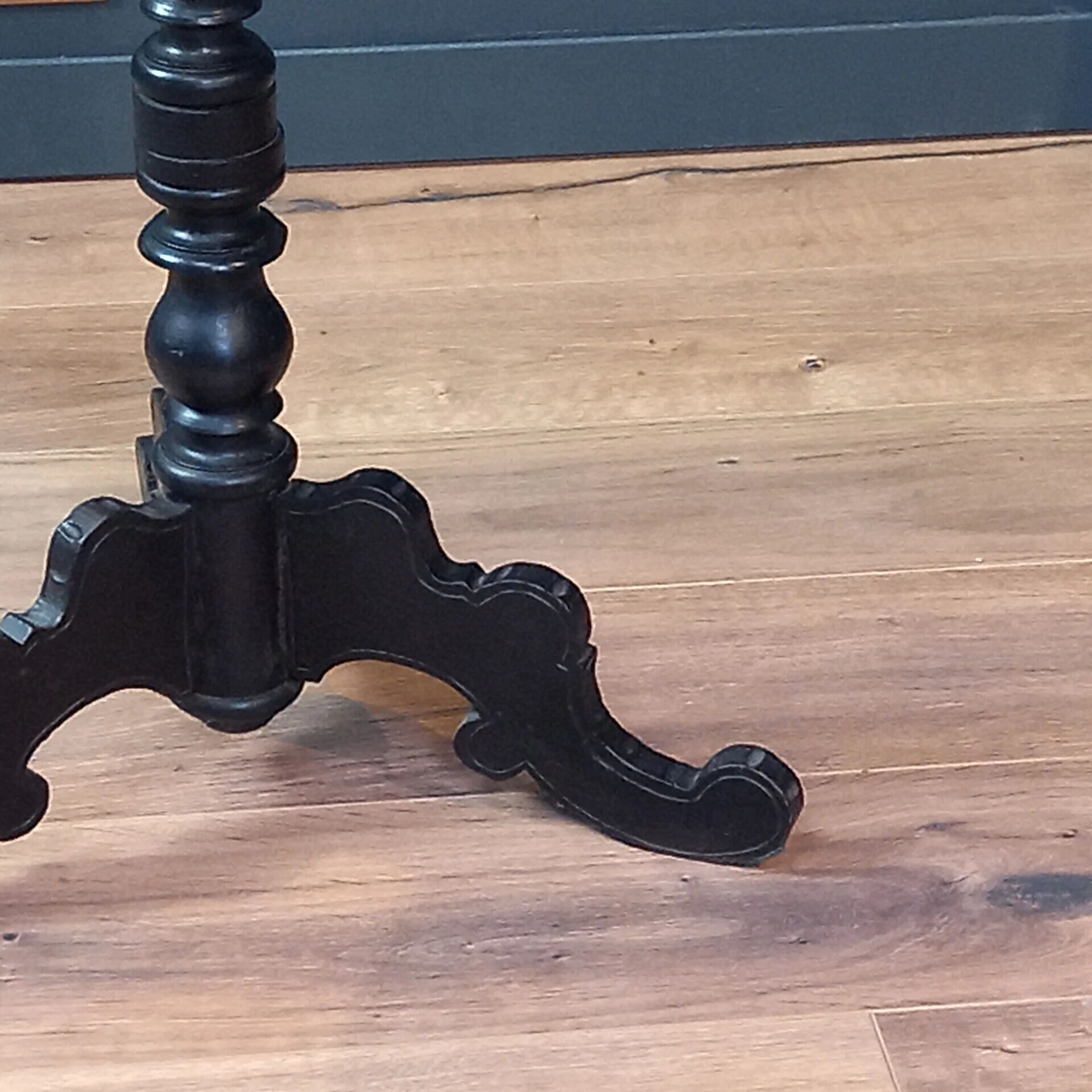 18th Century English Wine Table - side table