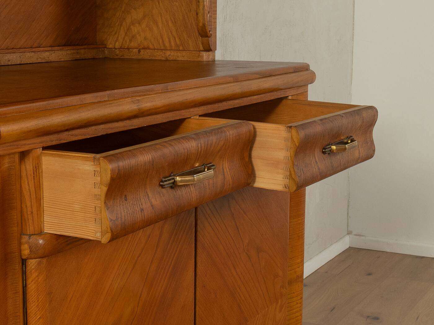 1930s Art déco kitchen cabinet