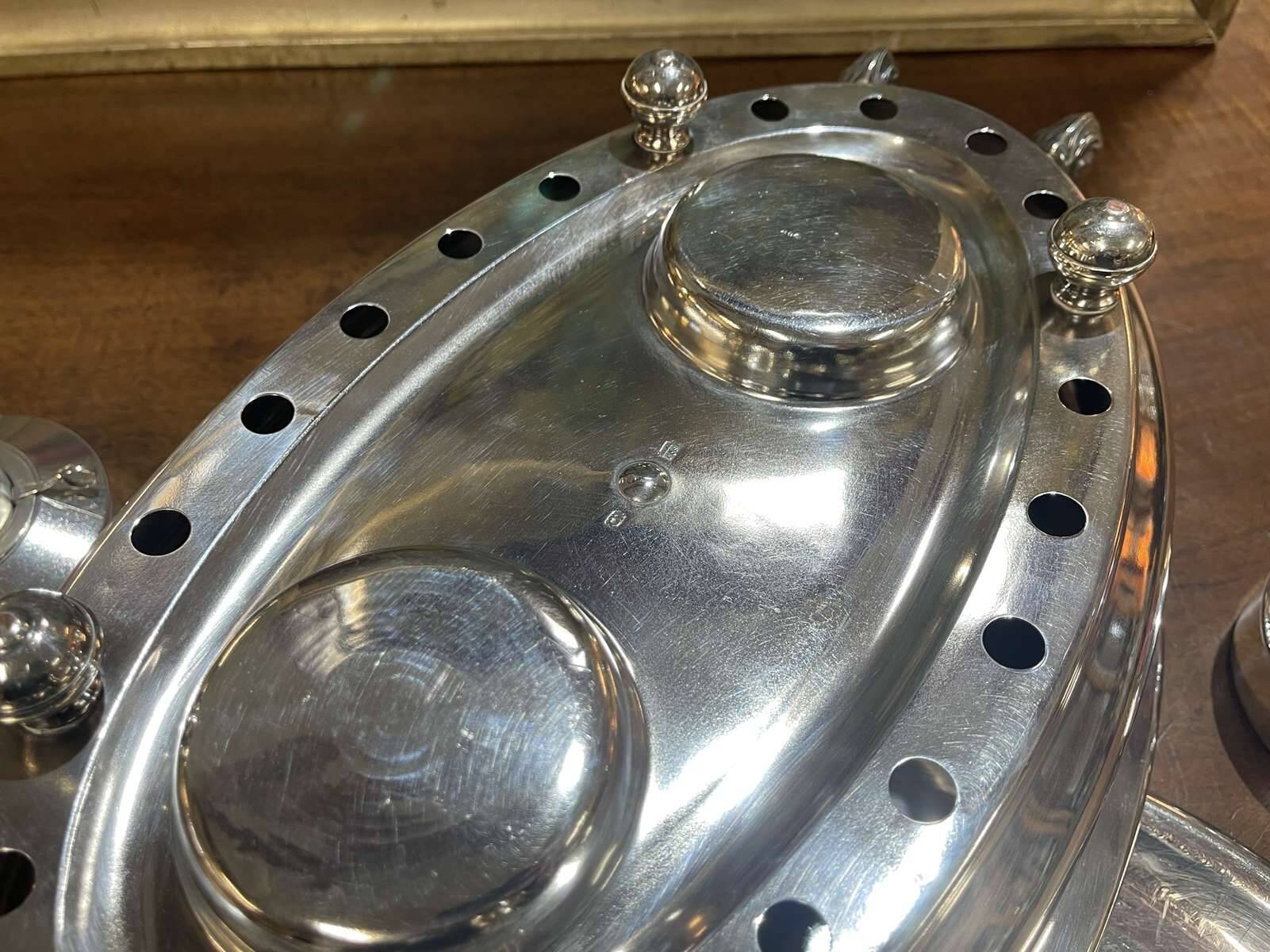 Chauffe plat en métal argenté des années 1930