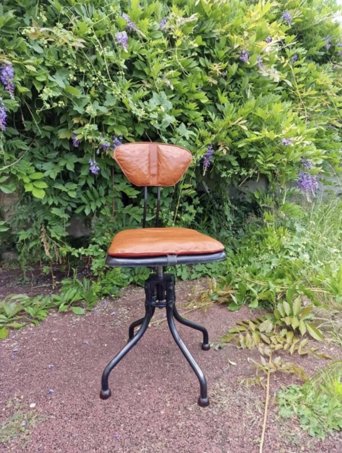 “Flambo” industrial chair by Henri Liber, model M42 circa 1934
