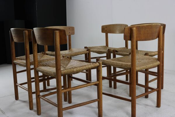 Ensemble de six chaises à repas en chêne par Borge Mogensen