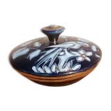 Nevers porcelain candy maker