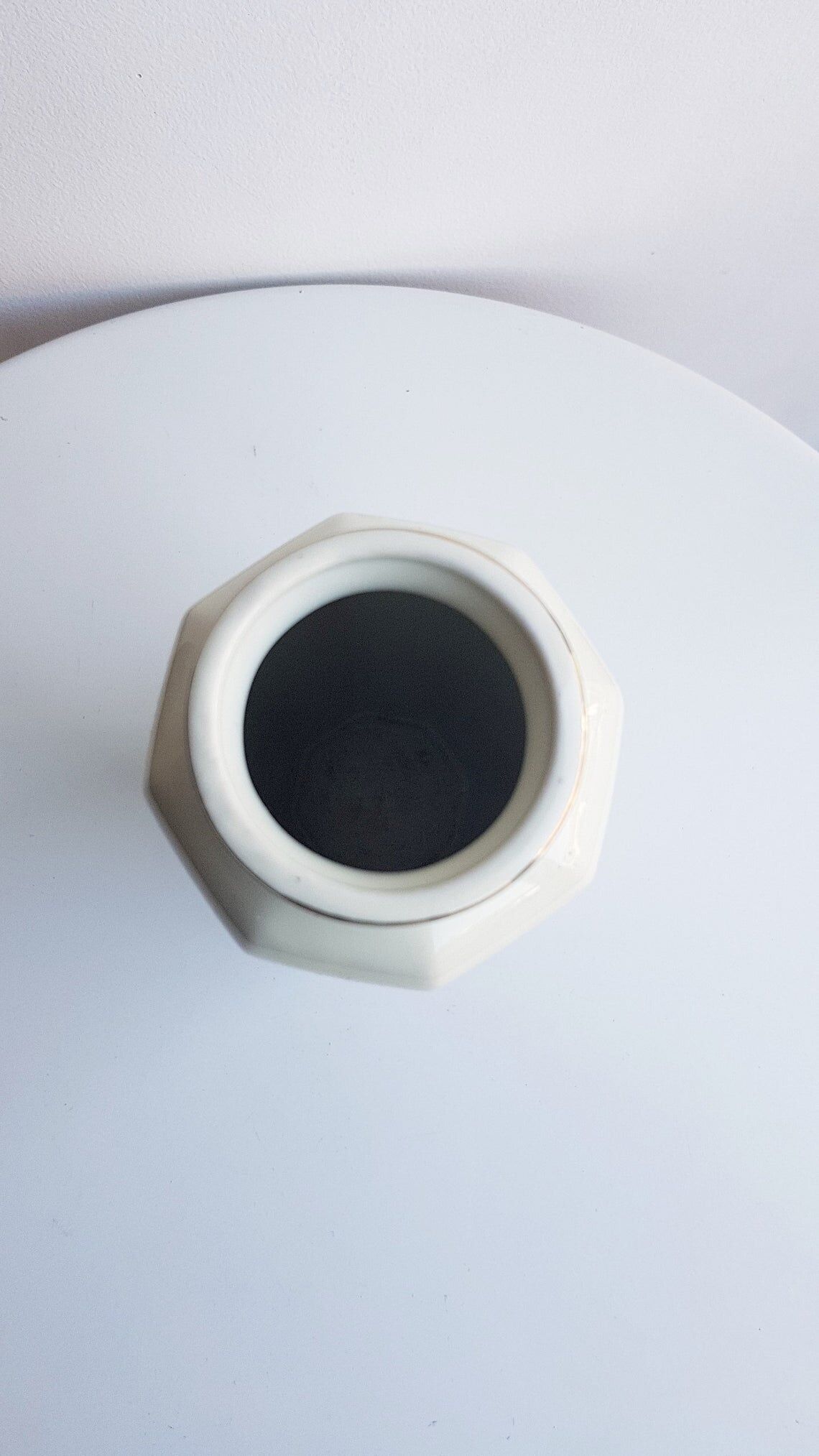 Ceramic vase