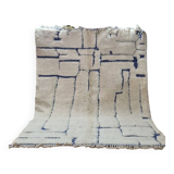 Modern Moroccan Beni Ouarain rug with blue geometric lines