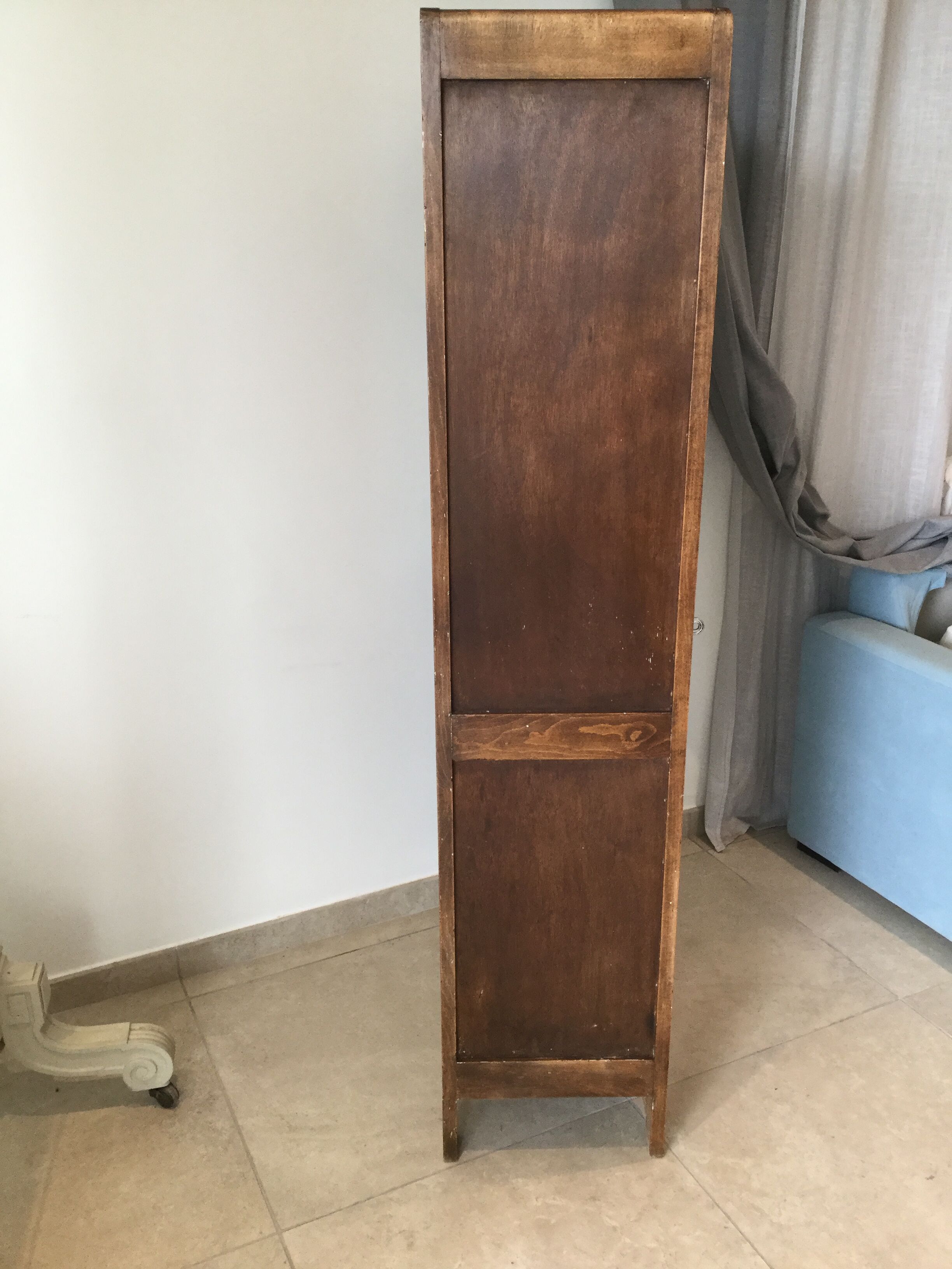 Armoire parisienne vitrée une porte