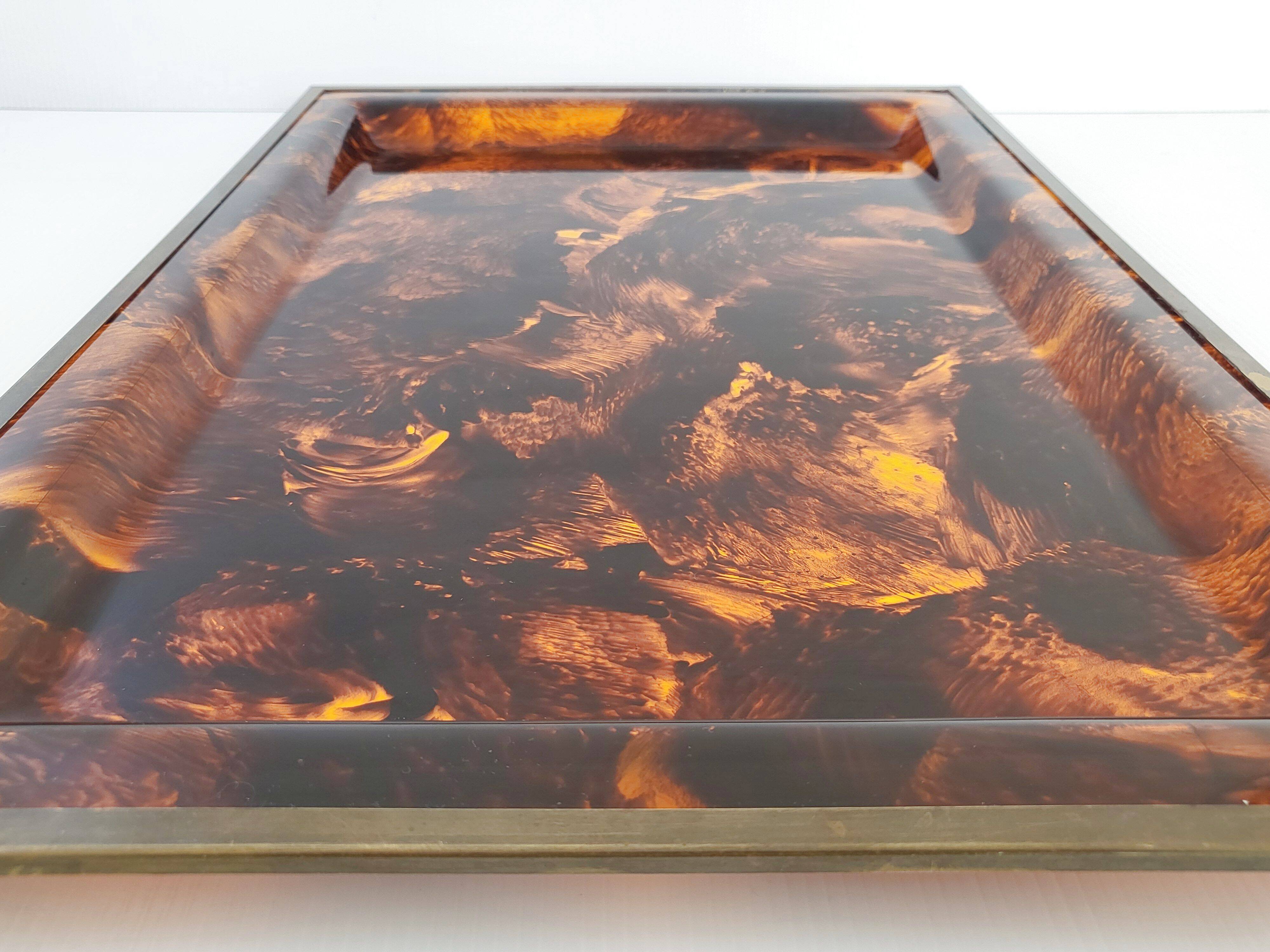 Vintage plexiglass tray 1970