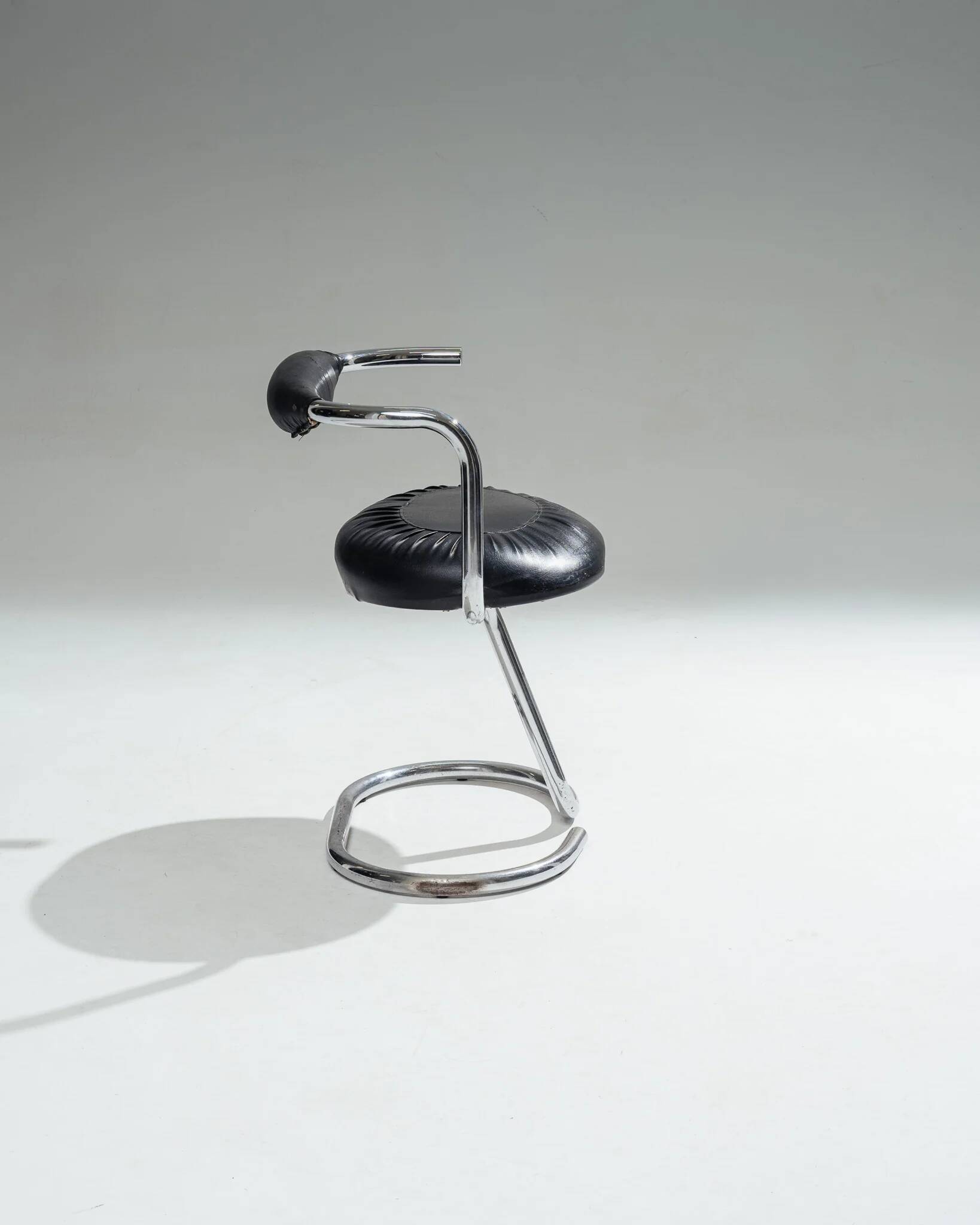 'Cobra' chair, Giotto Stoppino, 1970s