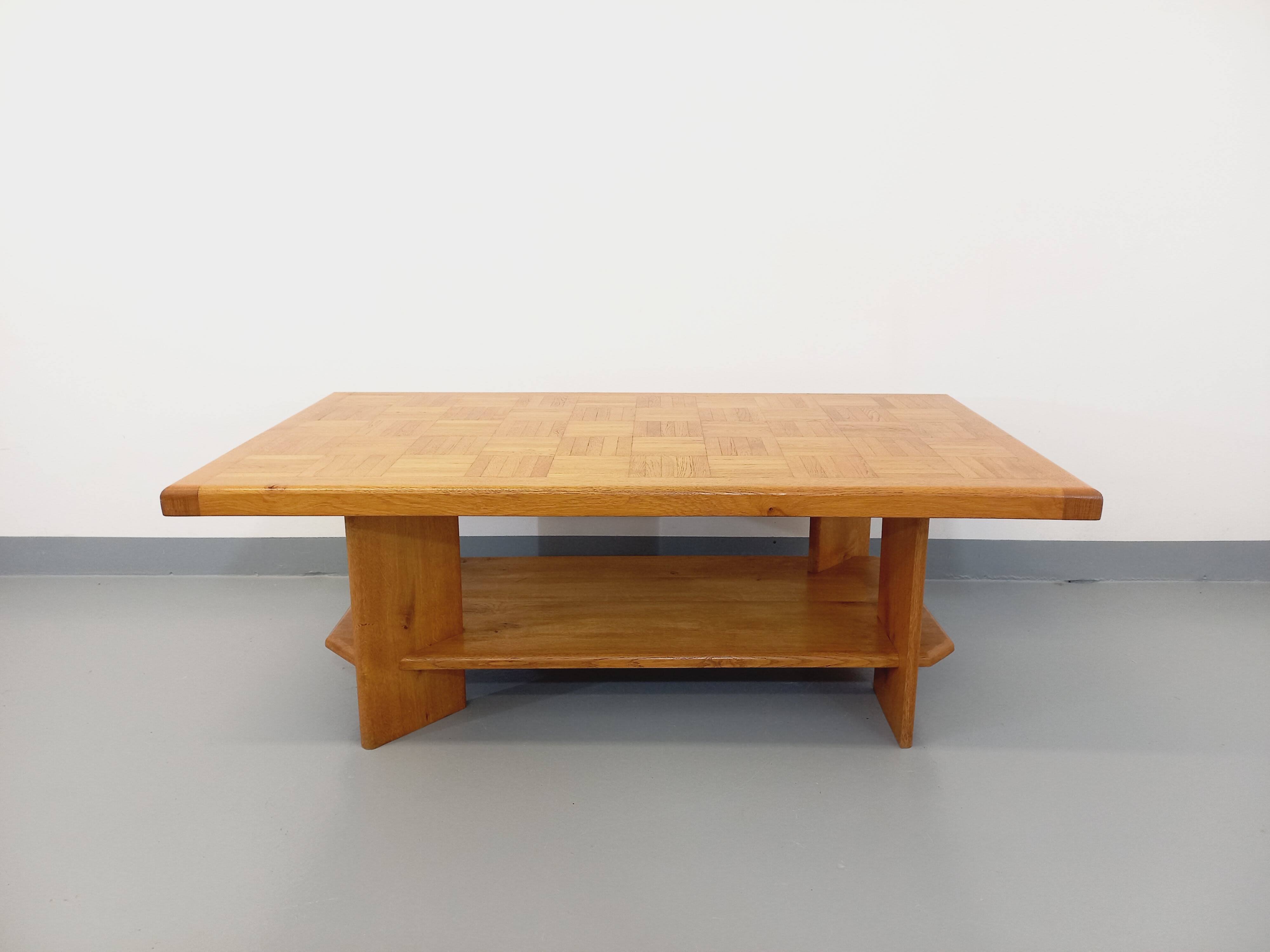 Vintage solid oak coffee table from the 70s 80s Perriand Regain Chapo style