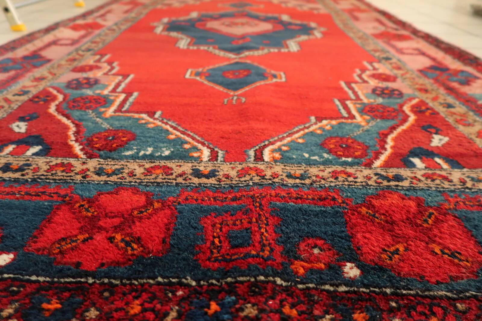 Antique 1920s Persian Malayer rug 127cm x 220cm - 1C1252