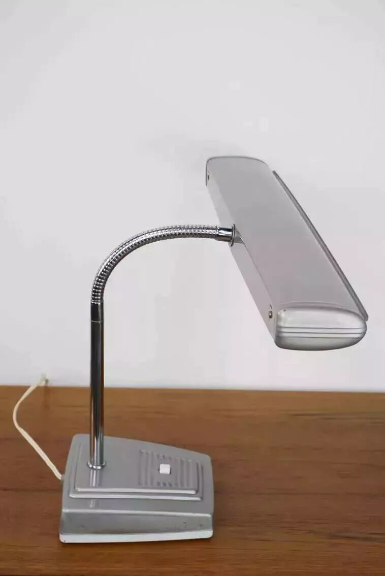 Lampe de bureau articulée