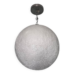 Moonbuzz habitat