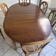 Dining table with 6 chairs