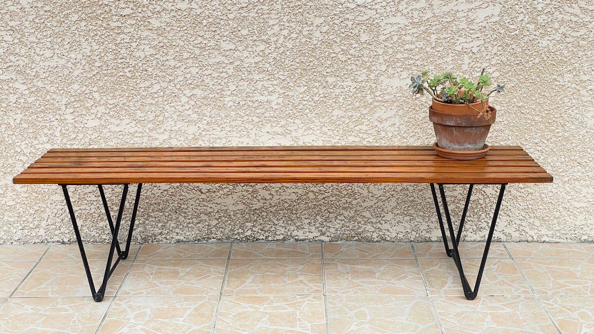 Banc design bois et acier vintage