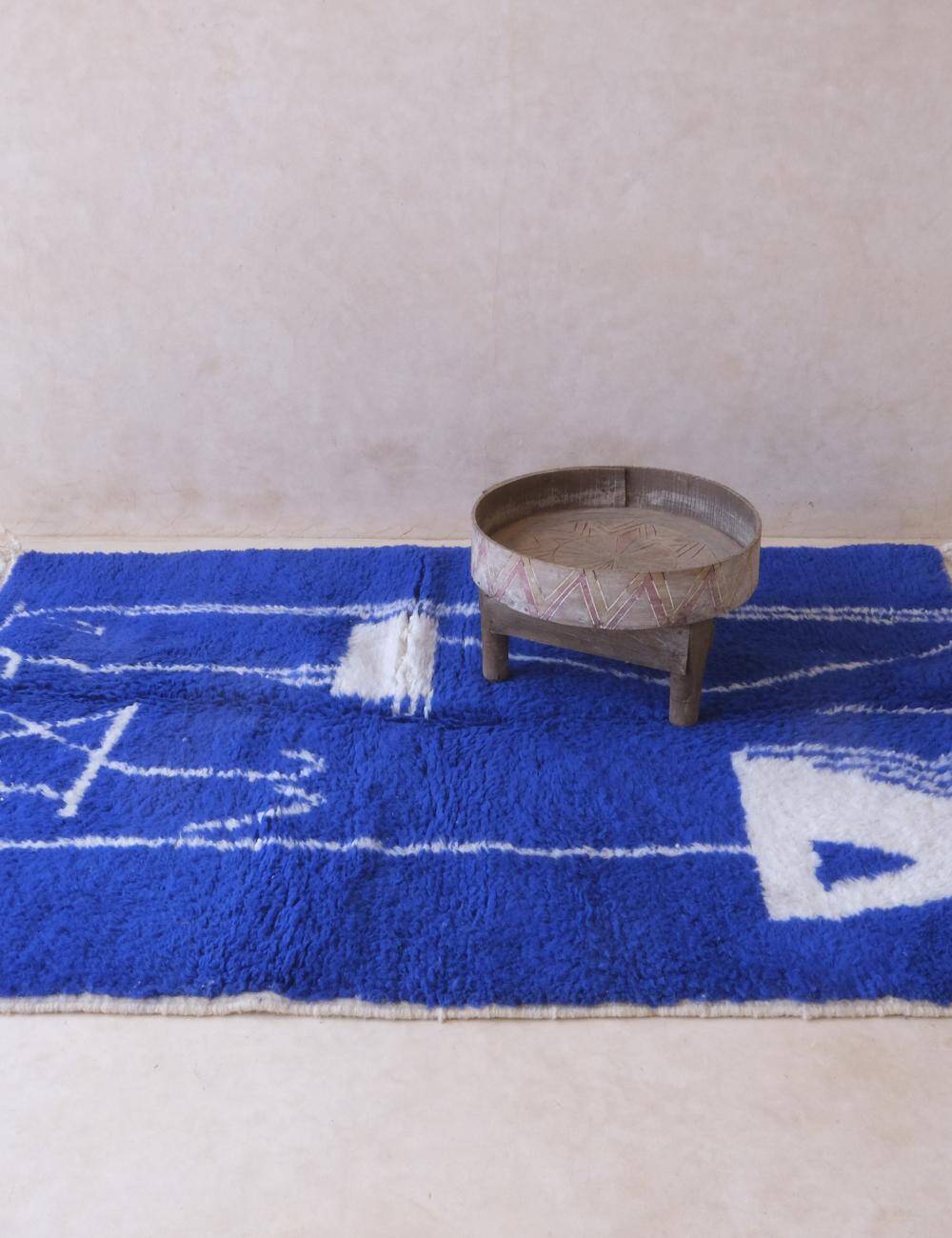Tapis bleu marocain