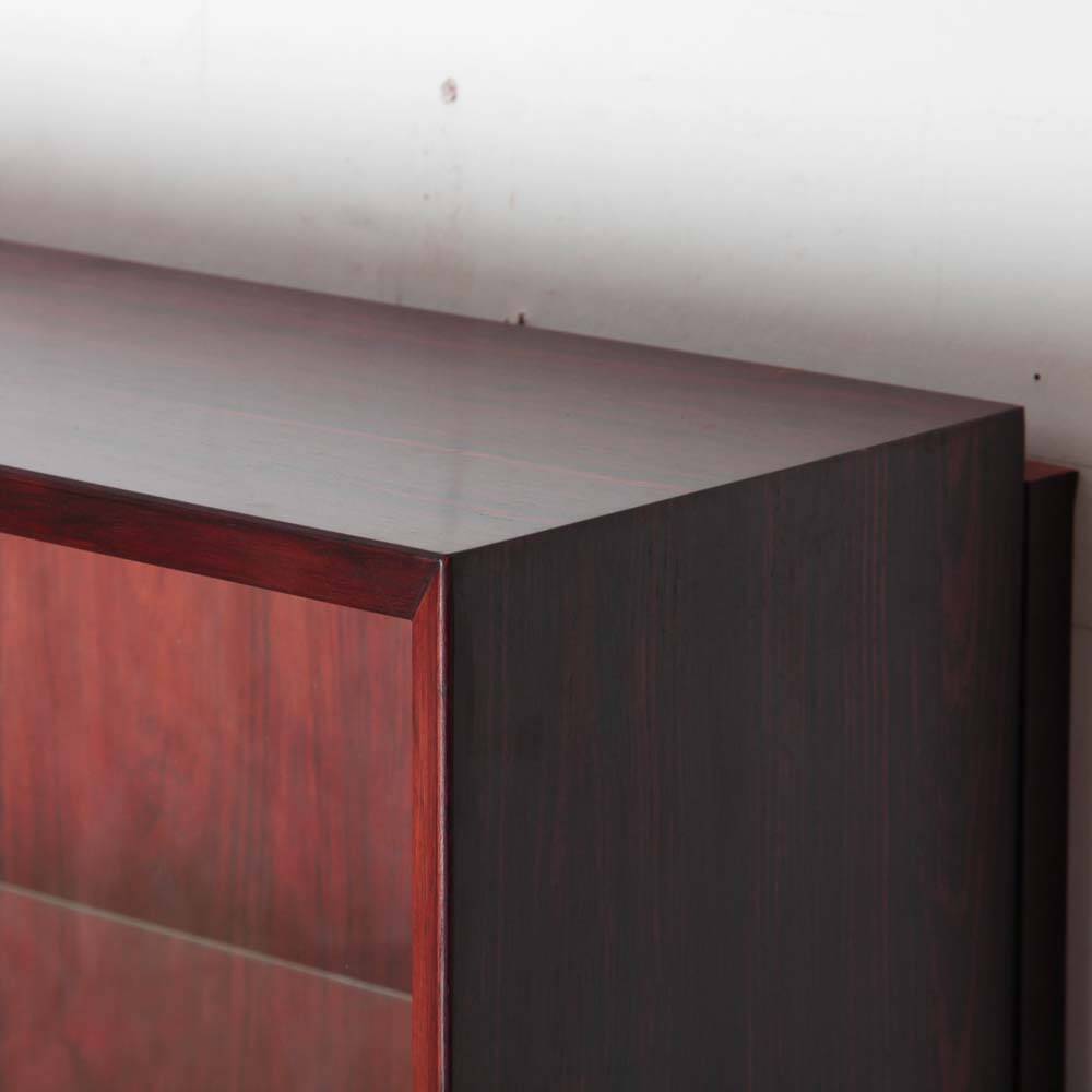 Scandinavian wall display cabinet in rosewood by Poul Cadovius, 1960.