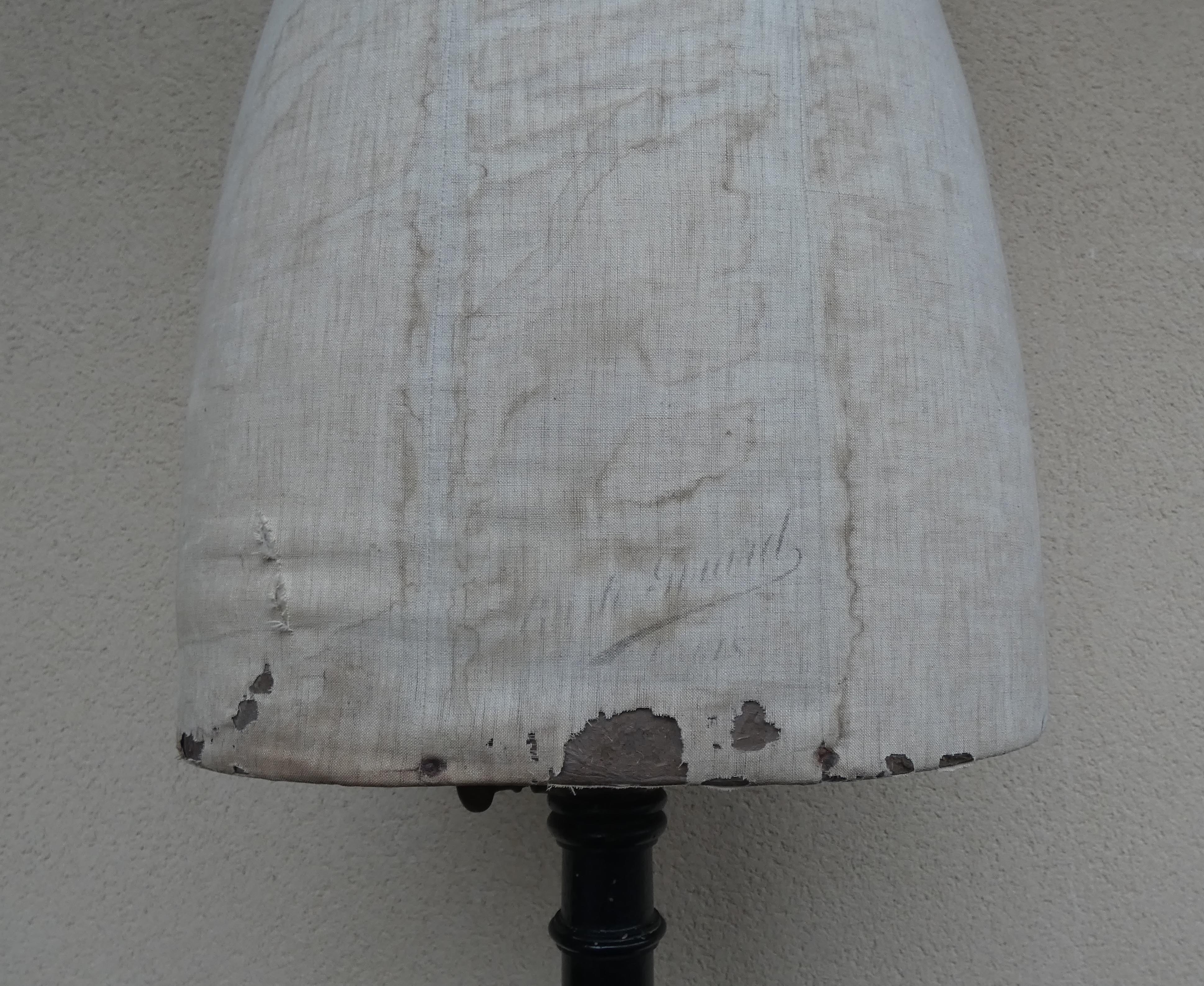 Former female sewing model t42