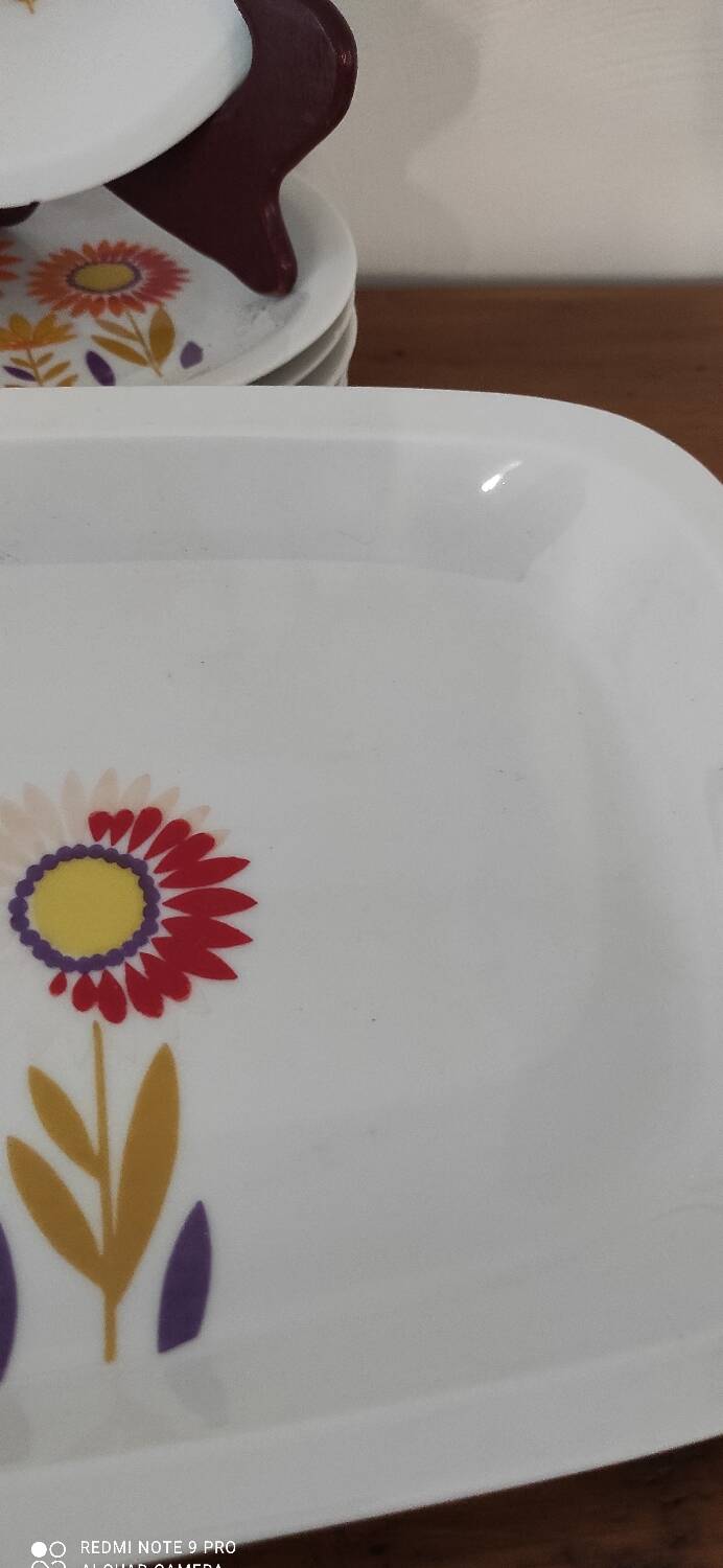 Set of Vintage Sologne dessert plates