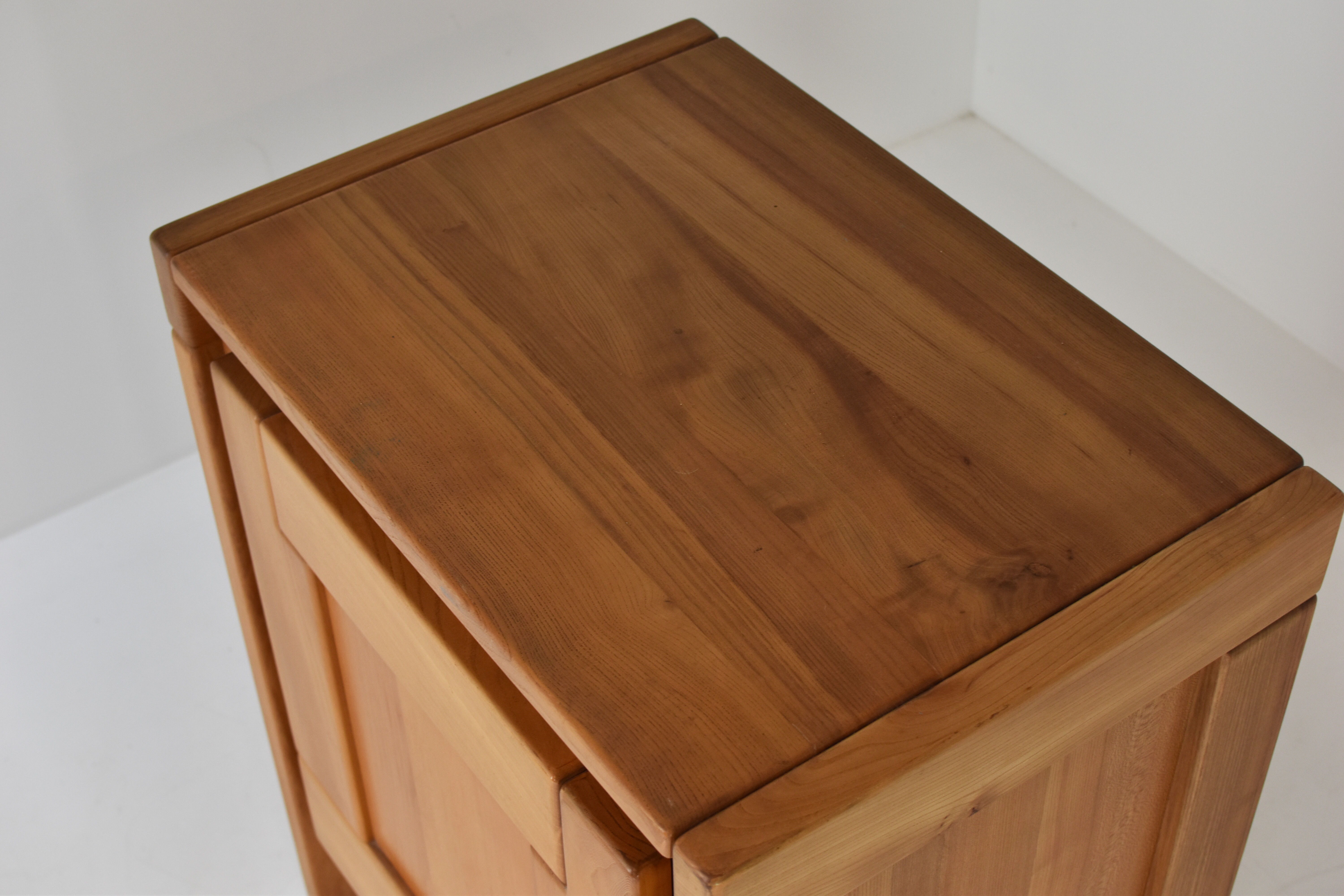 Cabinet designed and manufactured by Maison Regain, France, 1970.
