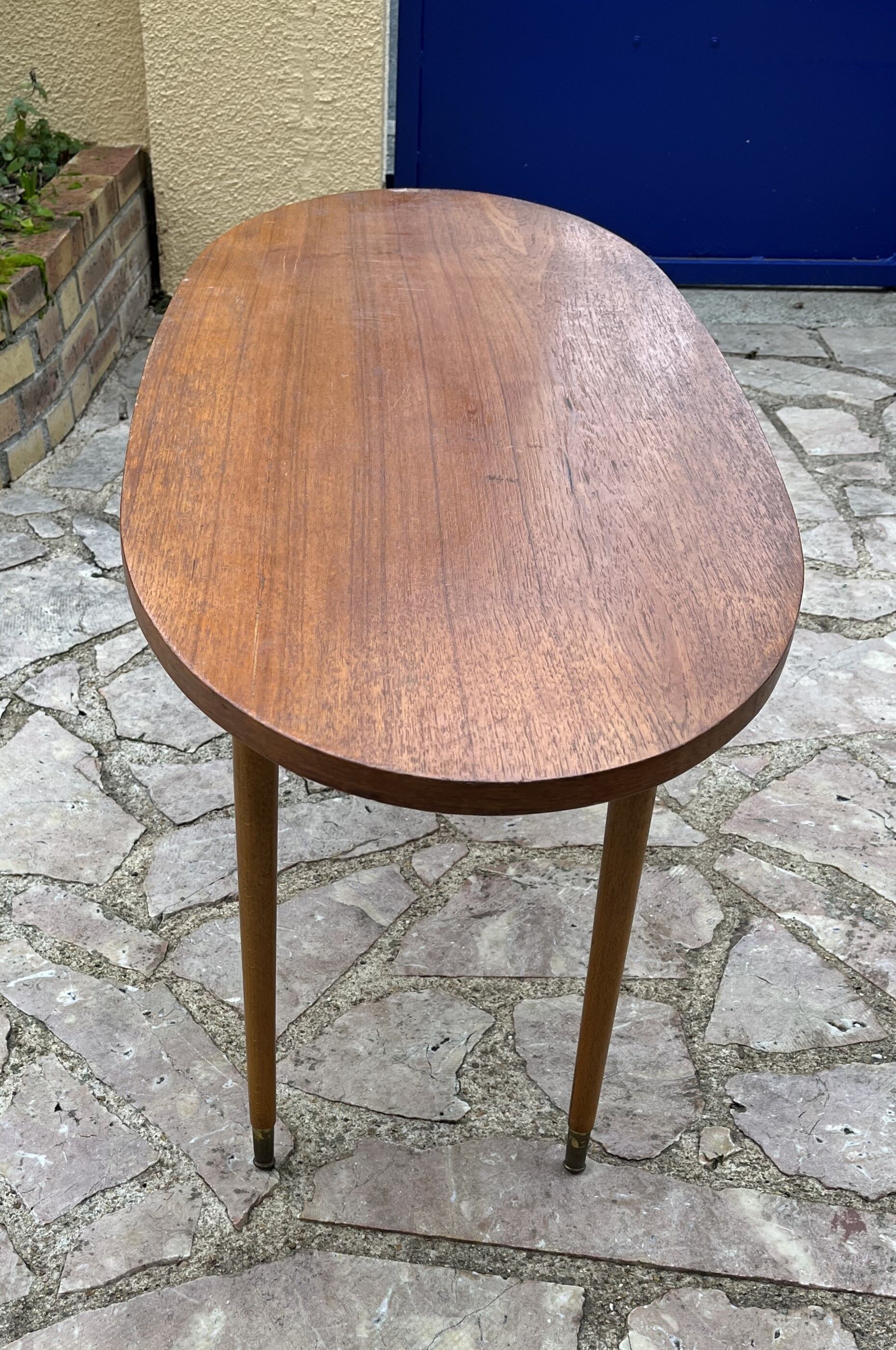Table basse ovale en bois