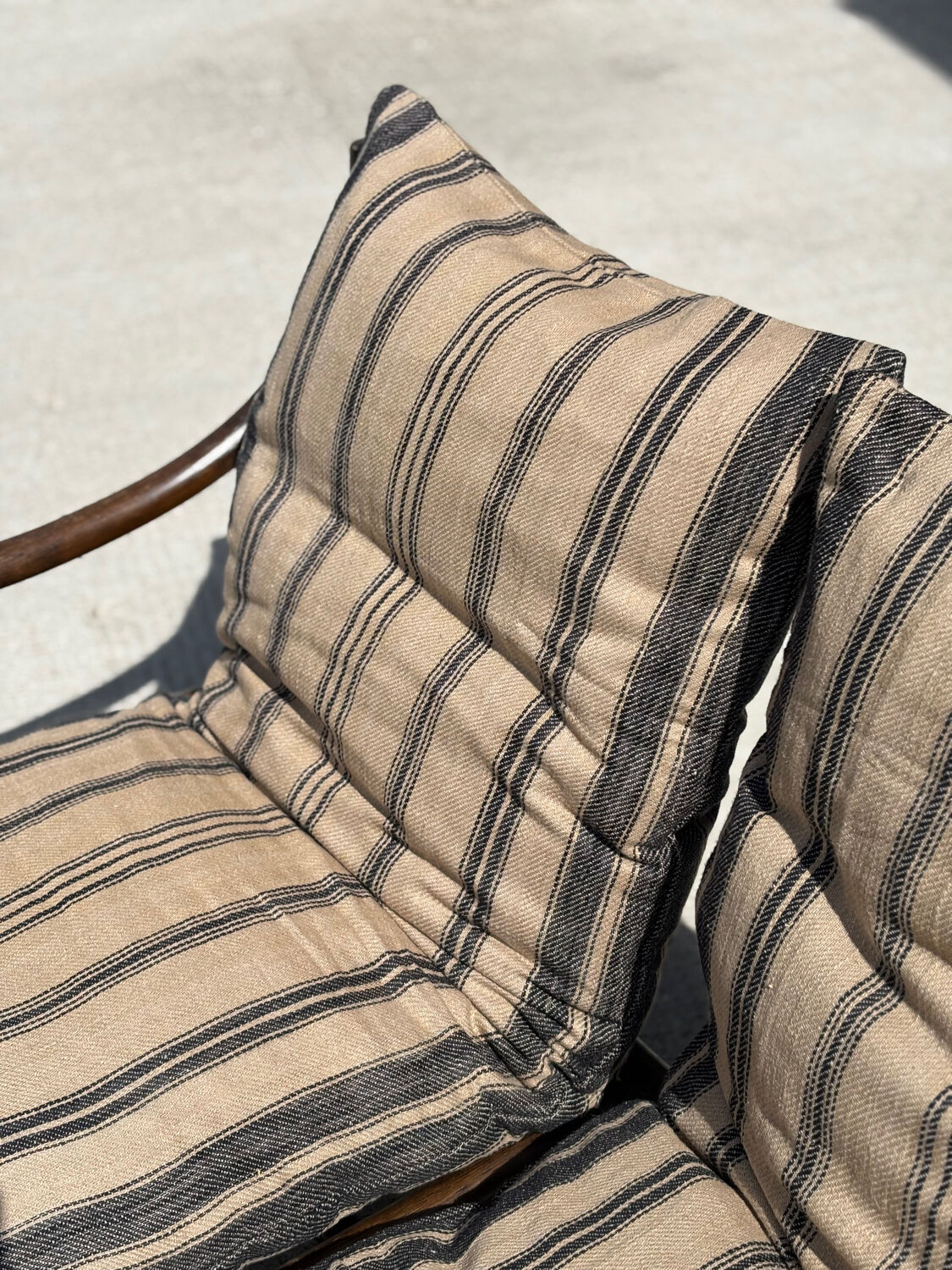 Vintage 3 seater bamboo sofa – bohemian / safari style with cushion