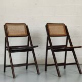 Pair of folding chairs canned