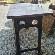 Industrial console table in cast iron and marble