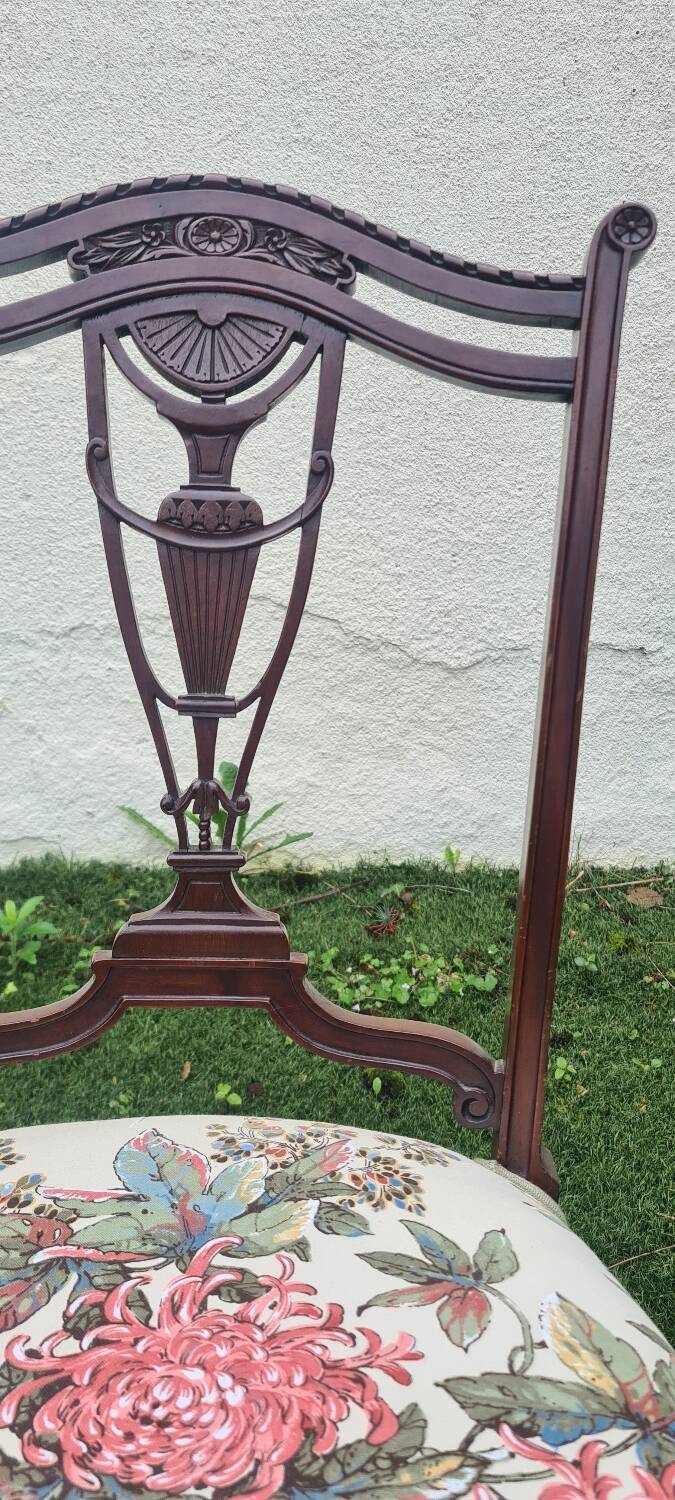 English low chair Vitoria period