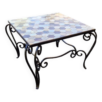 Ceramic coffee table