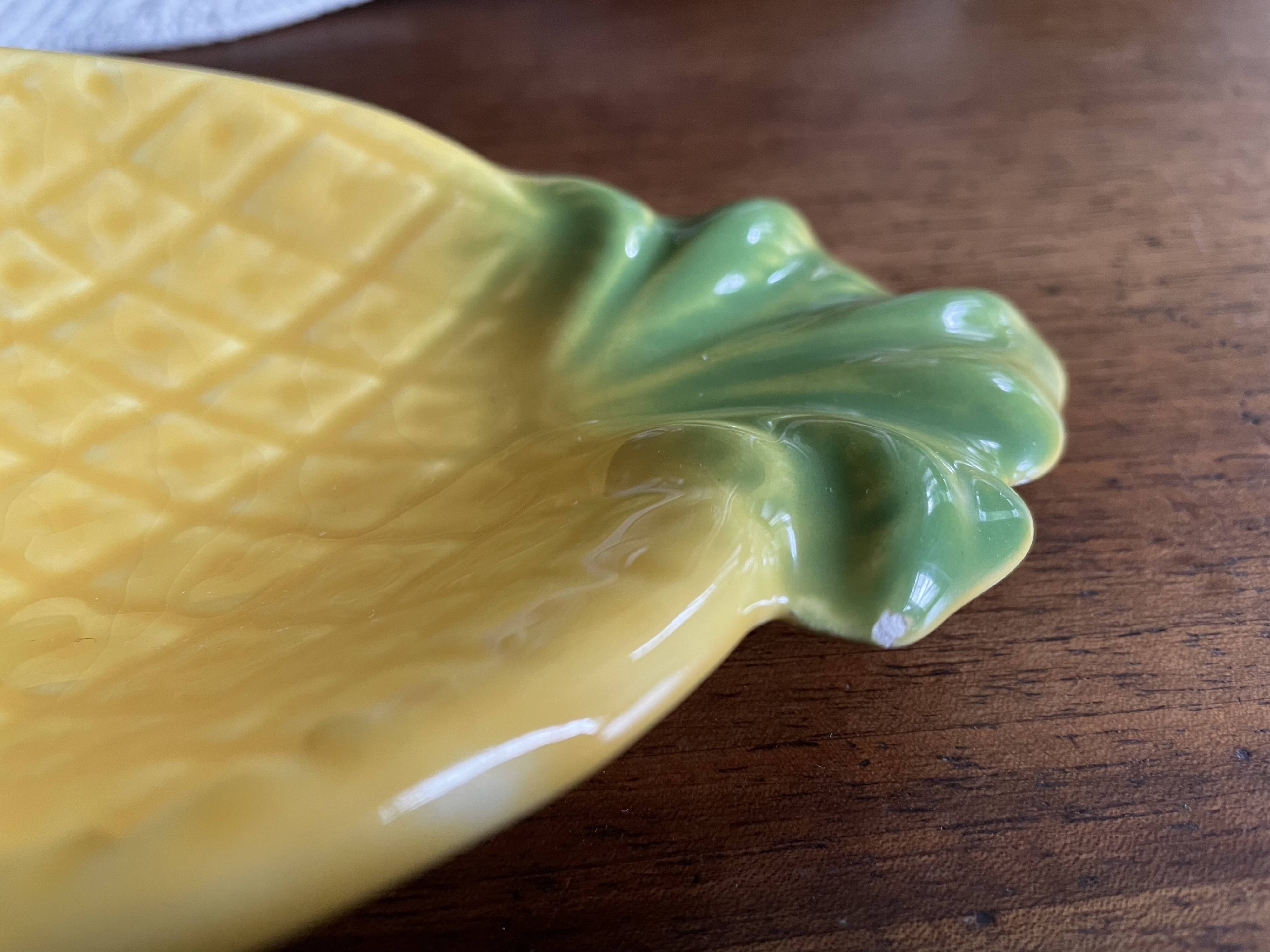 Pineapple cups