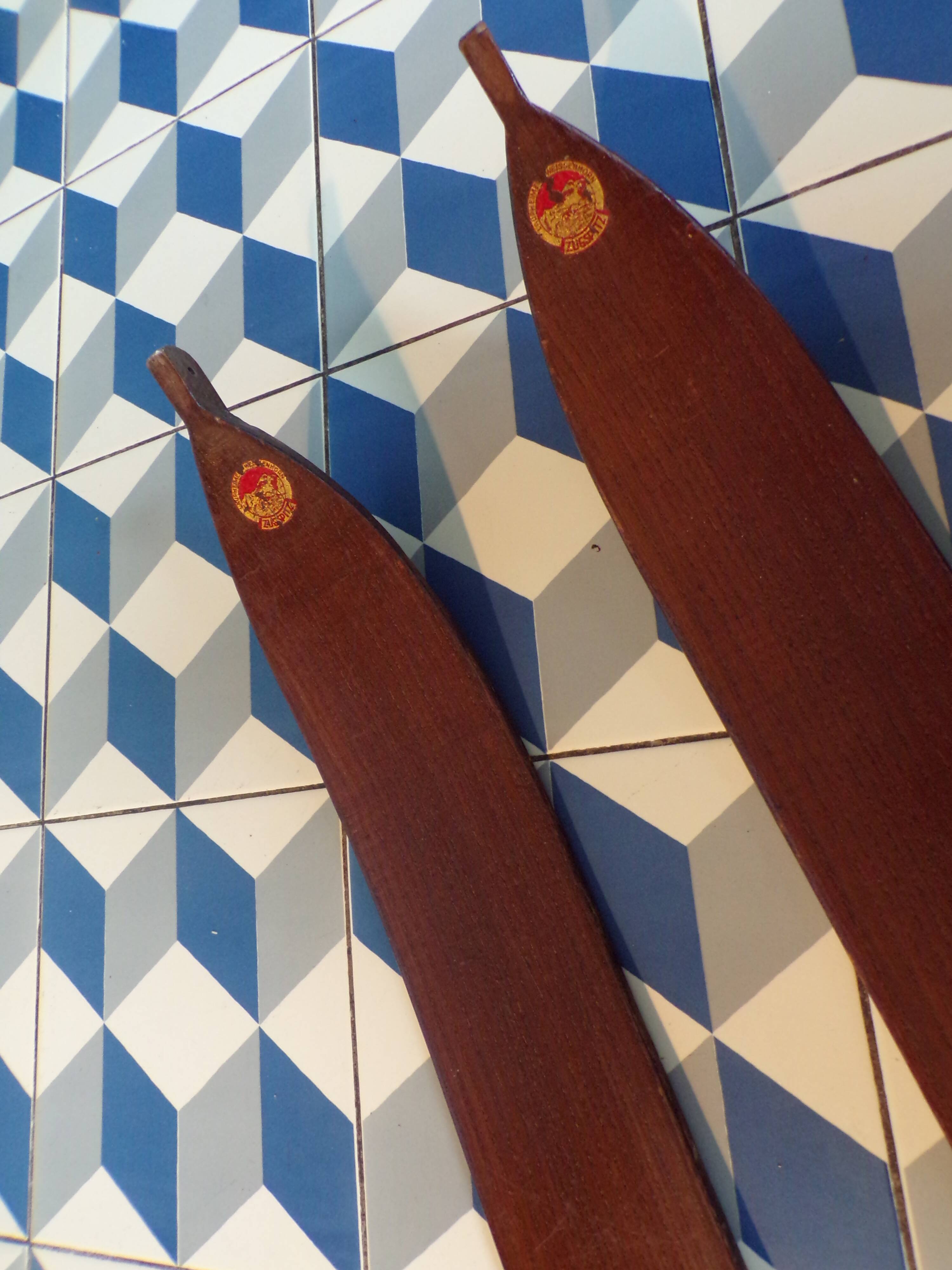 Vintage wooden skis 191cm