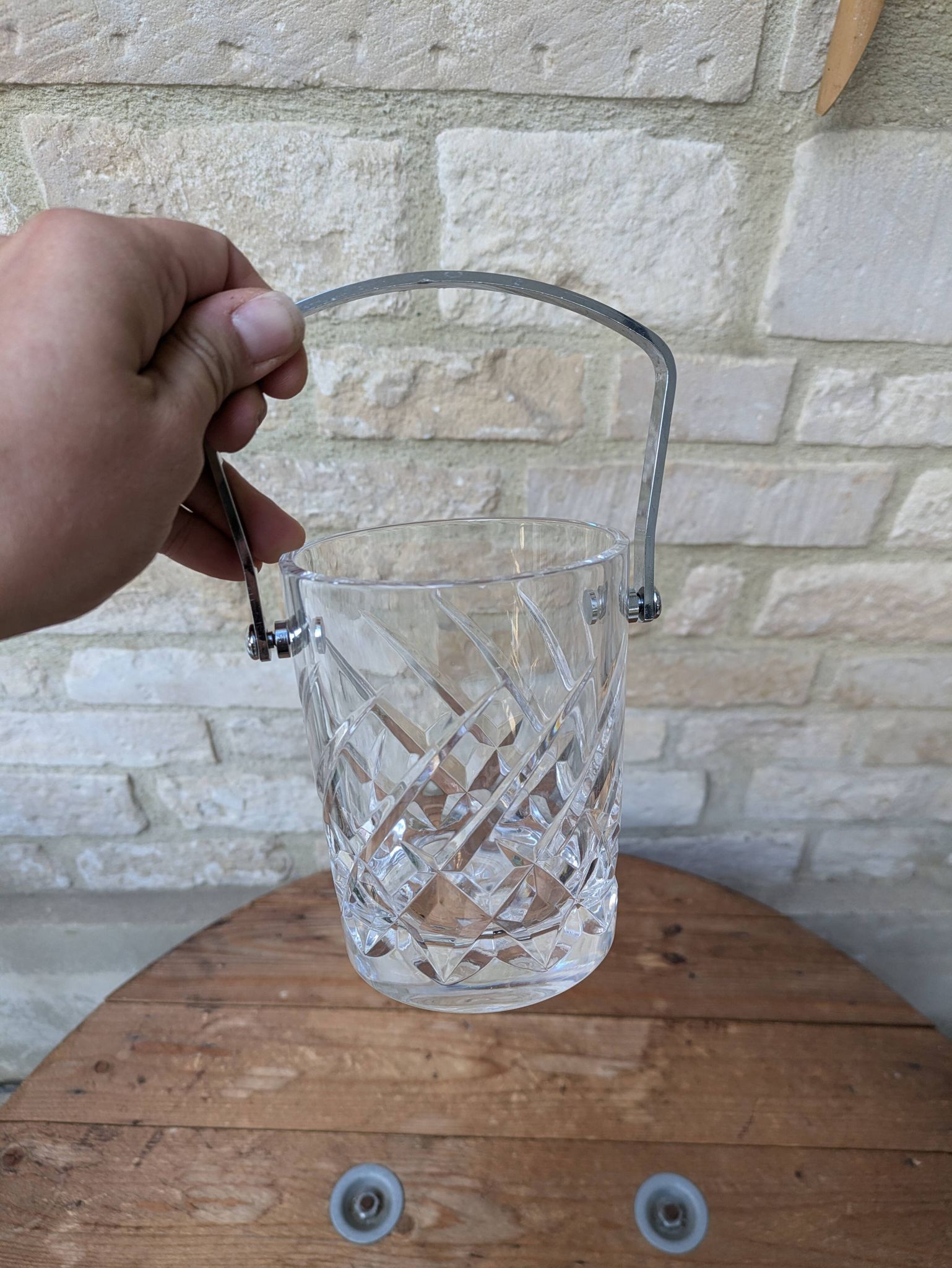 Seau à glaçons en cristal de Sèvres signé